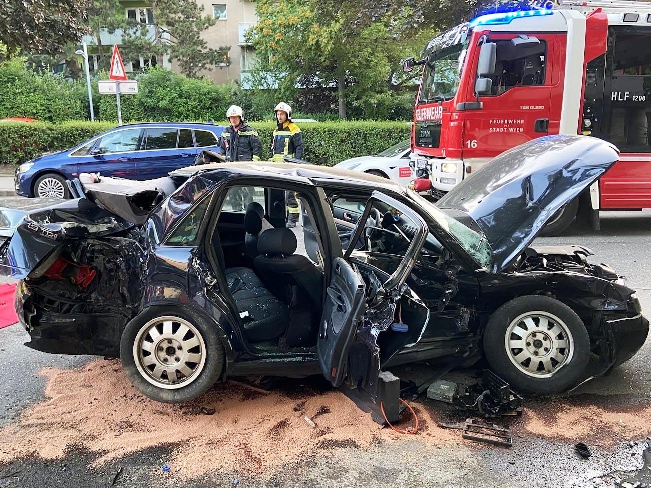 Der 15-Jährige, der das Unfallauto lenkte, in dem ein 17-Jähriger starb, befindet sich weiterhin in kritischem Zustand.