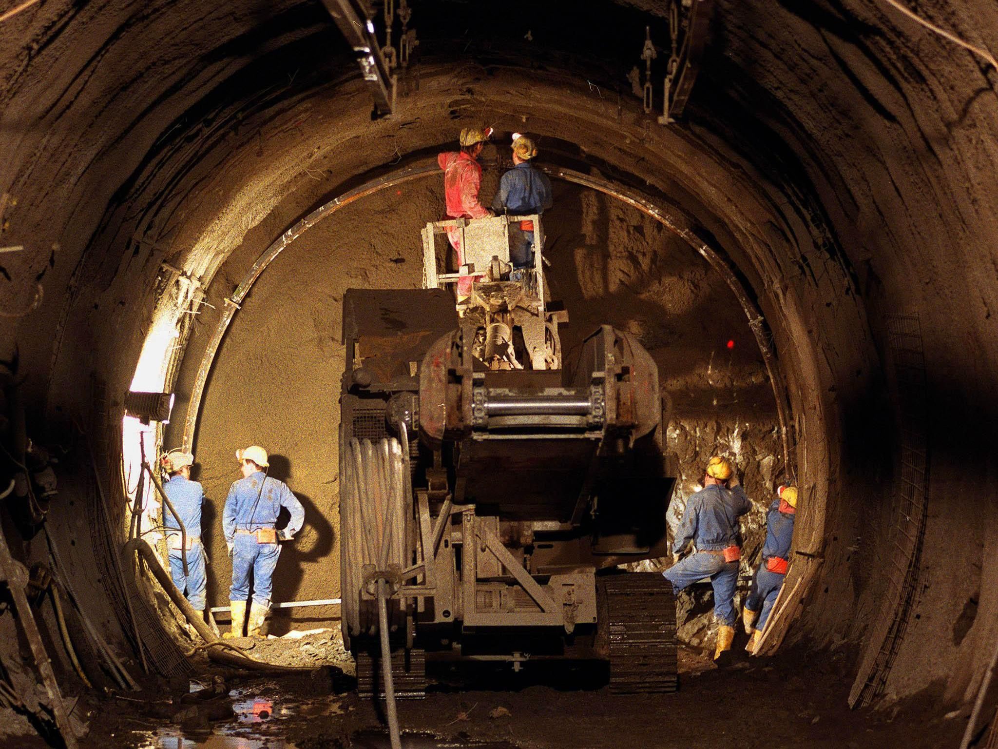 Bei den Bauarbeiten für den Semmering Basistunnel starb ein 46-Jähriger. Bei den Bauarbeiten für den Semmering Basistunnel starb ein 46-Jähriger.