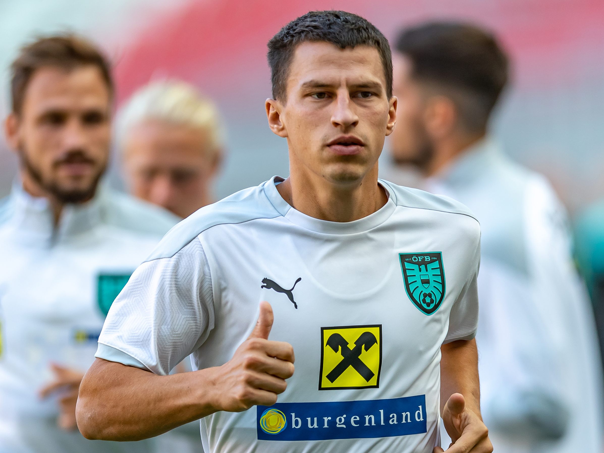 Stefan Lainer ist an Lymphknotenkrebs erkrankt. Stefan Lainer ist an Lymphknotenkrebs erkrankt.