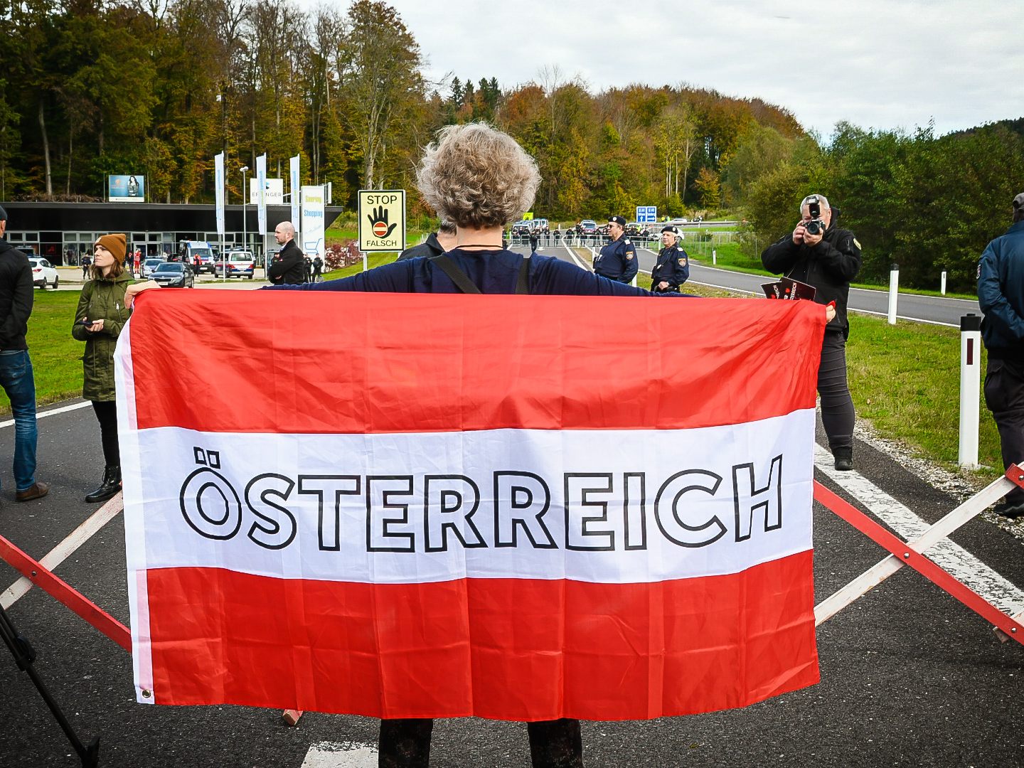 Die Migrationspolitik in Österreich ist einseitig. Die Migrationspolitik in Österreich ist einseitig.