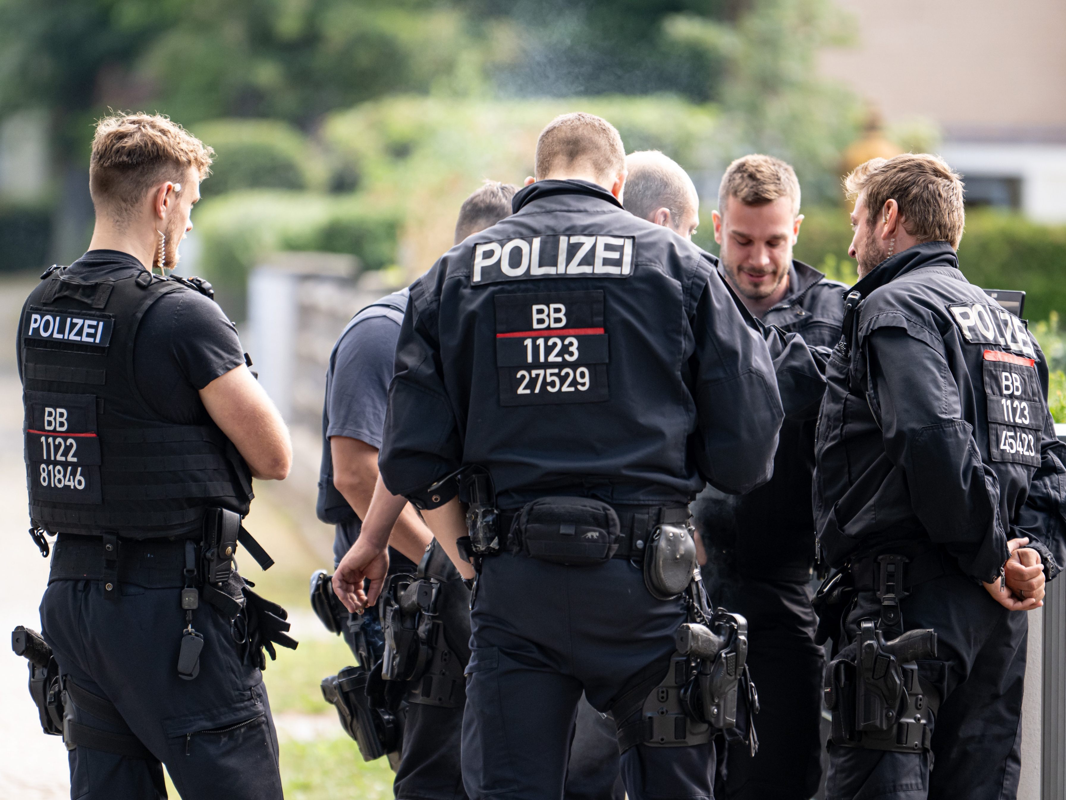 Die Polizei hat die aktive Suche nach einer Löwin in Berlin eingestellt.