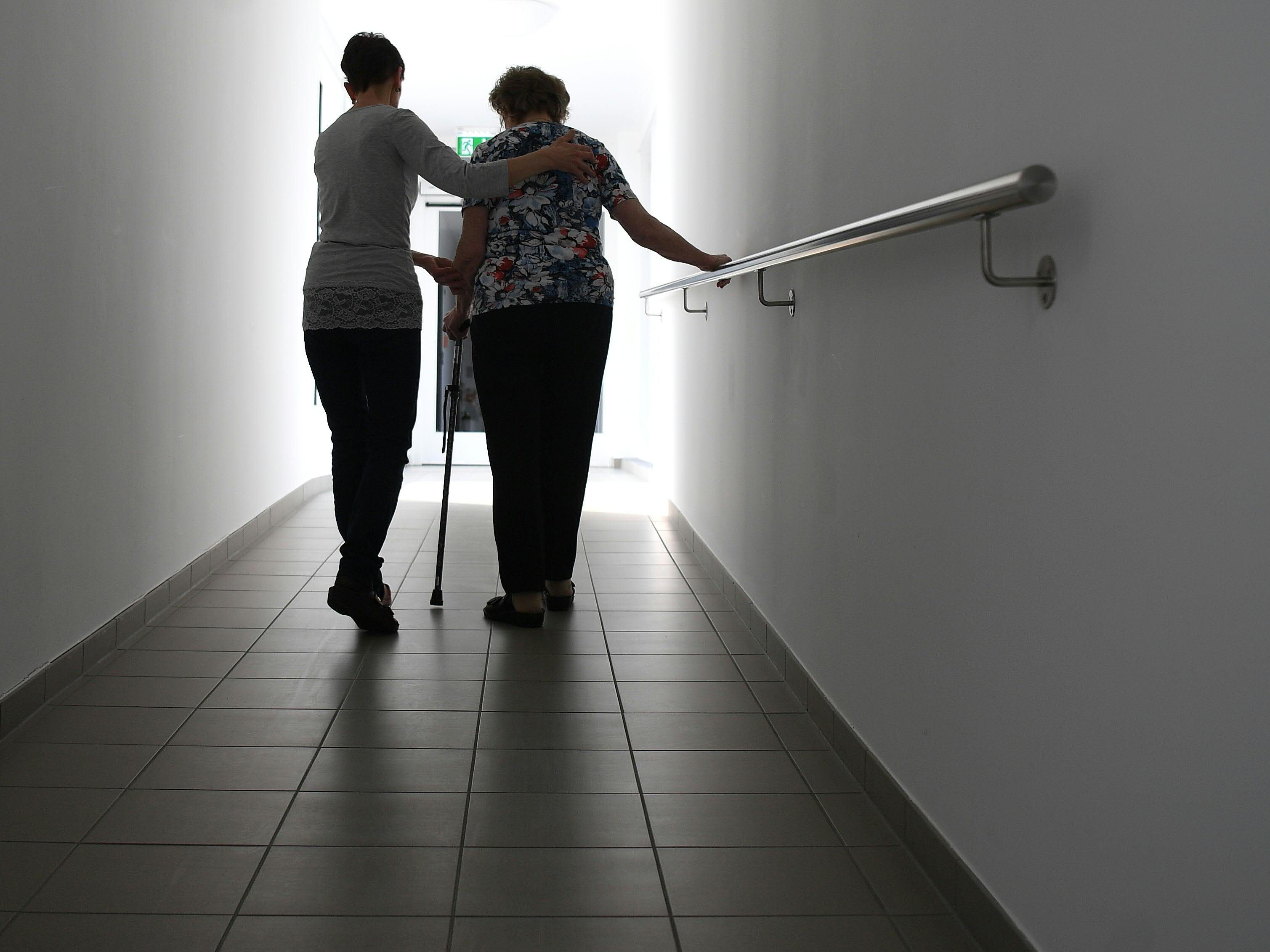 Die Ordensspitäler fordern eine Aufwertung des Pflegeberufs.