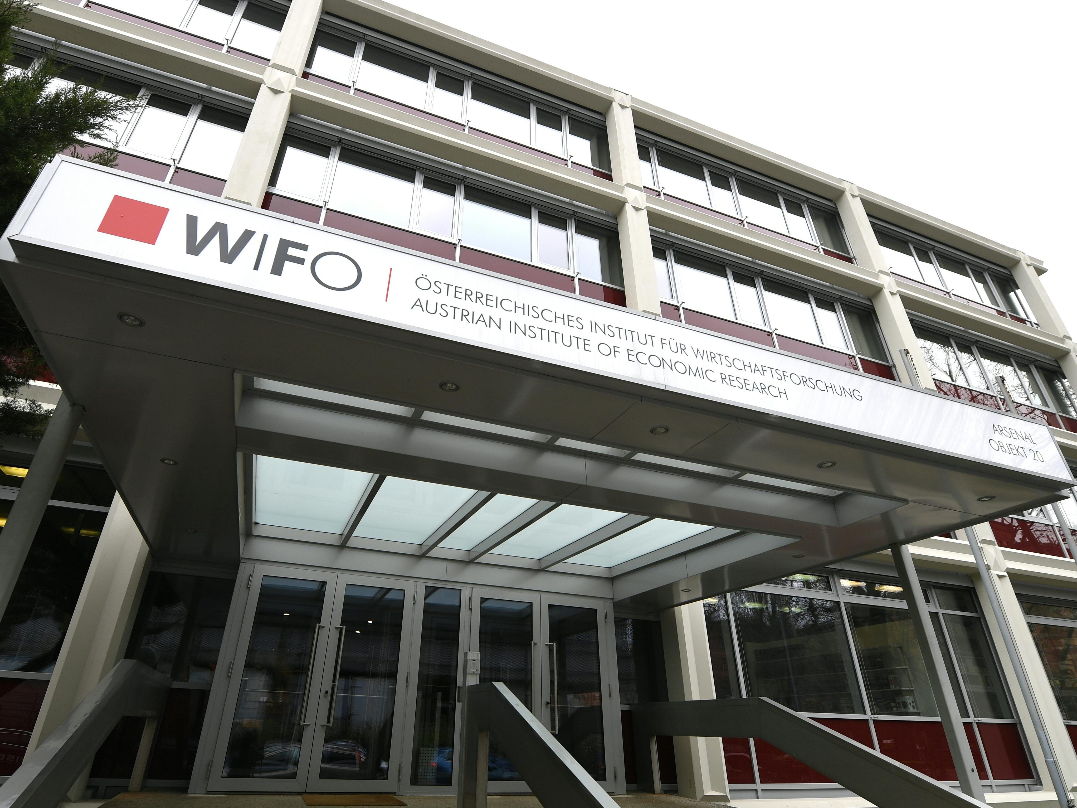 Das Wifo revidiert seine Wachstumsaussichten nach unten. Das Wifo revidiert seine Wachstumsaussichten nach unten.