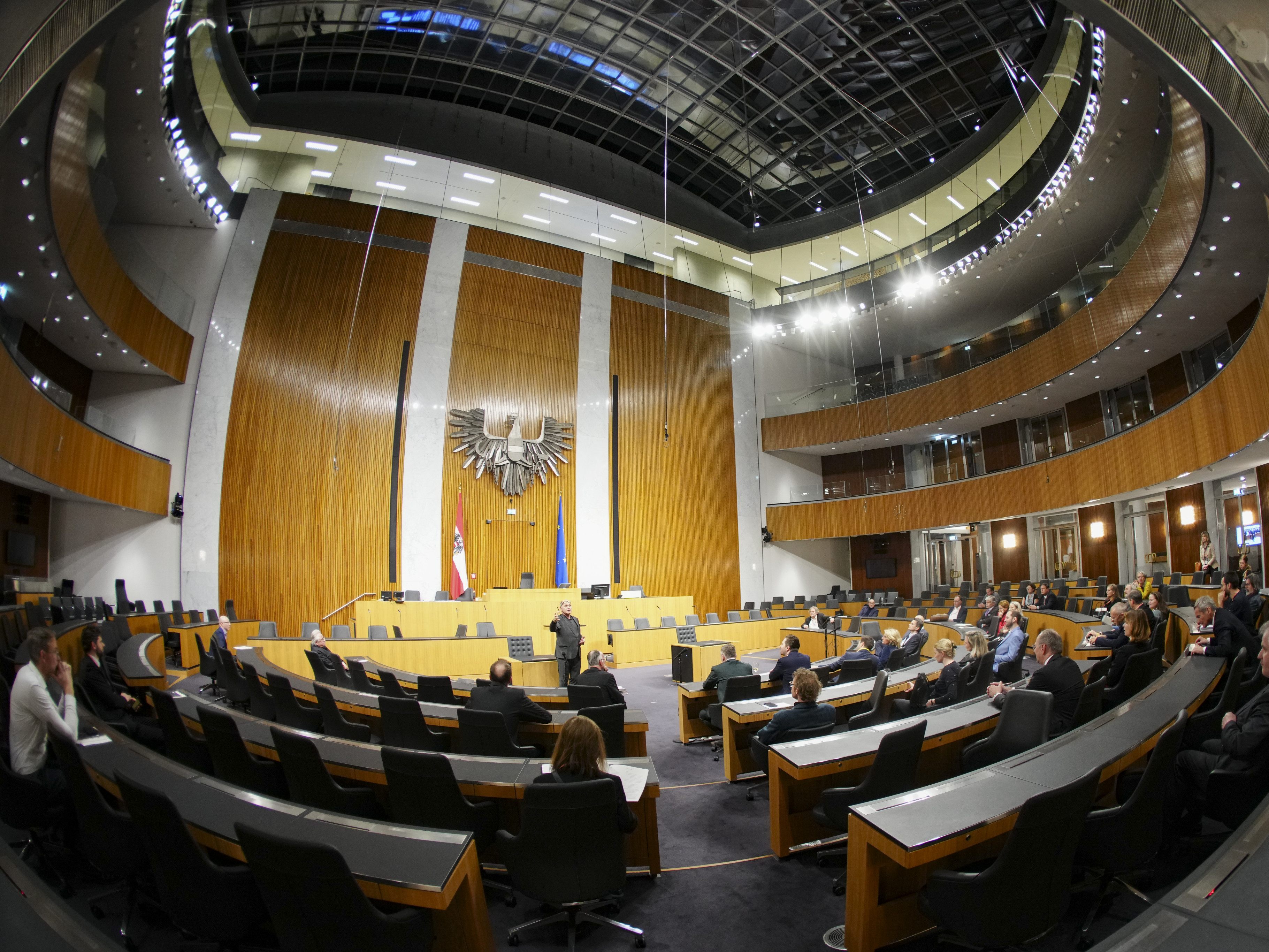 Sitzung des Nationalrats ab 9 Uhr im Livestream.