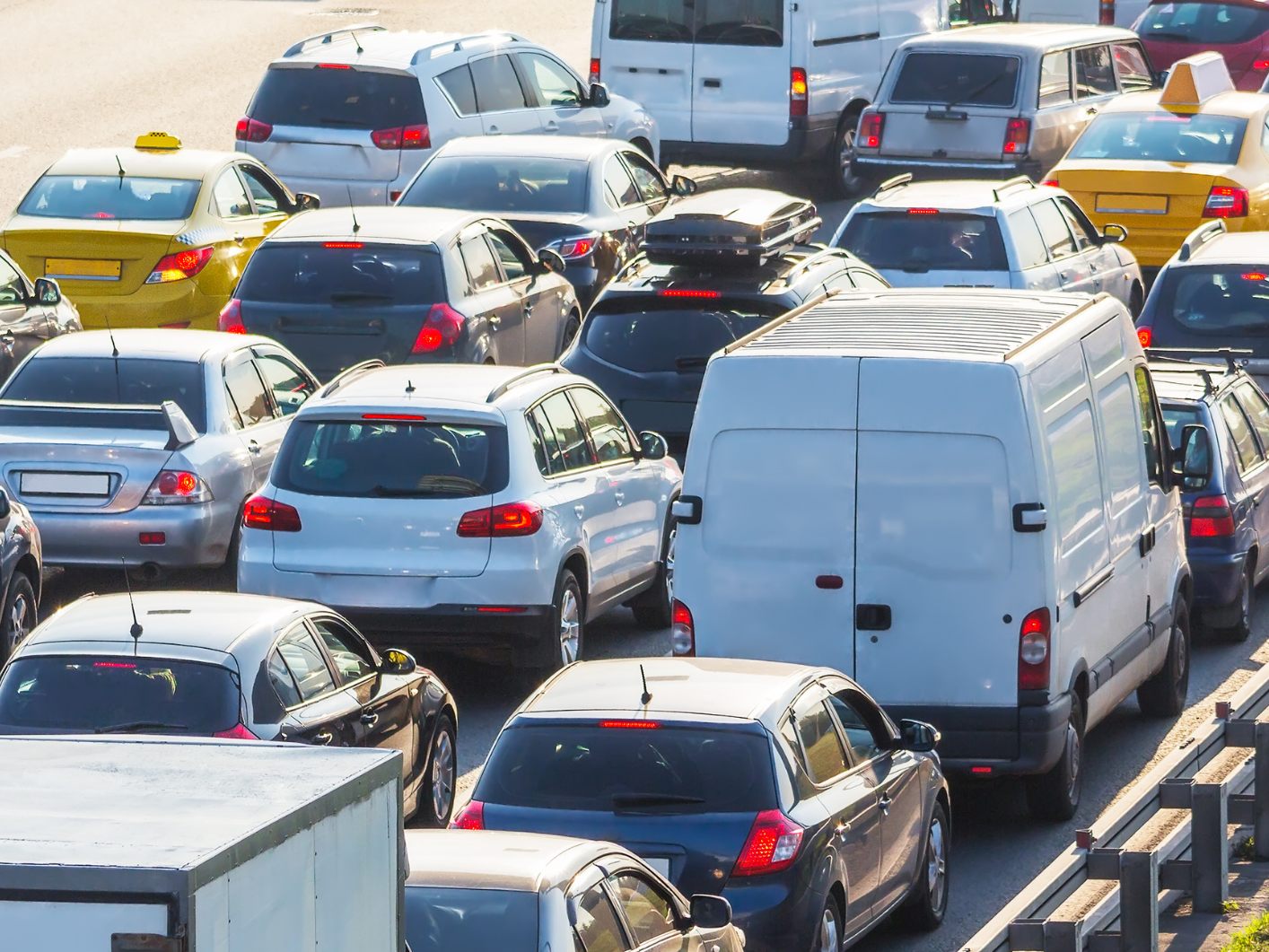 In Österreich kam es im Frühverkehr zu Staus. In Österreich kam es im Frühverkehr zu Staus.