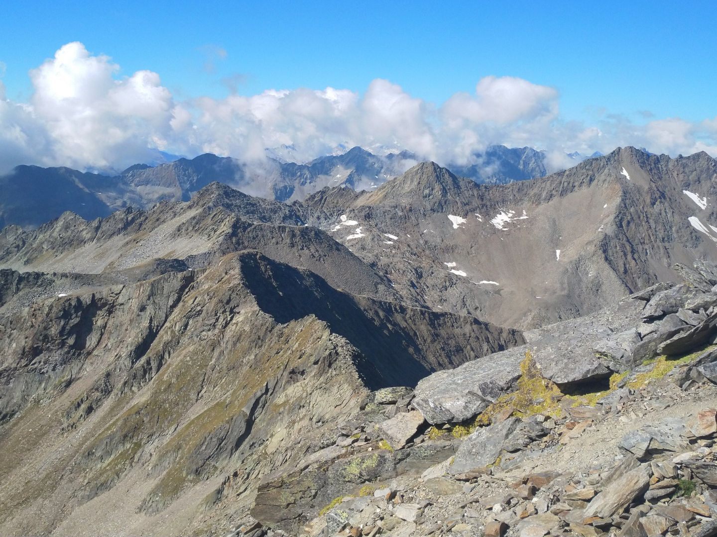 Knochenfund auf einem Gletscher in der Venedigergruppe.