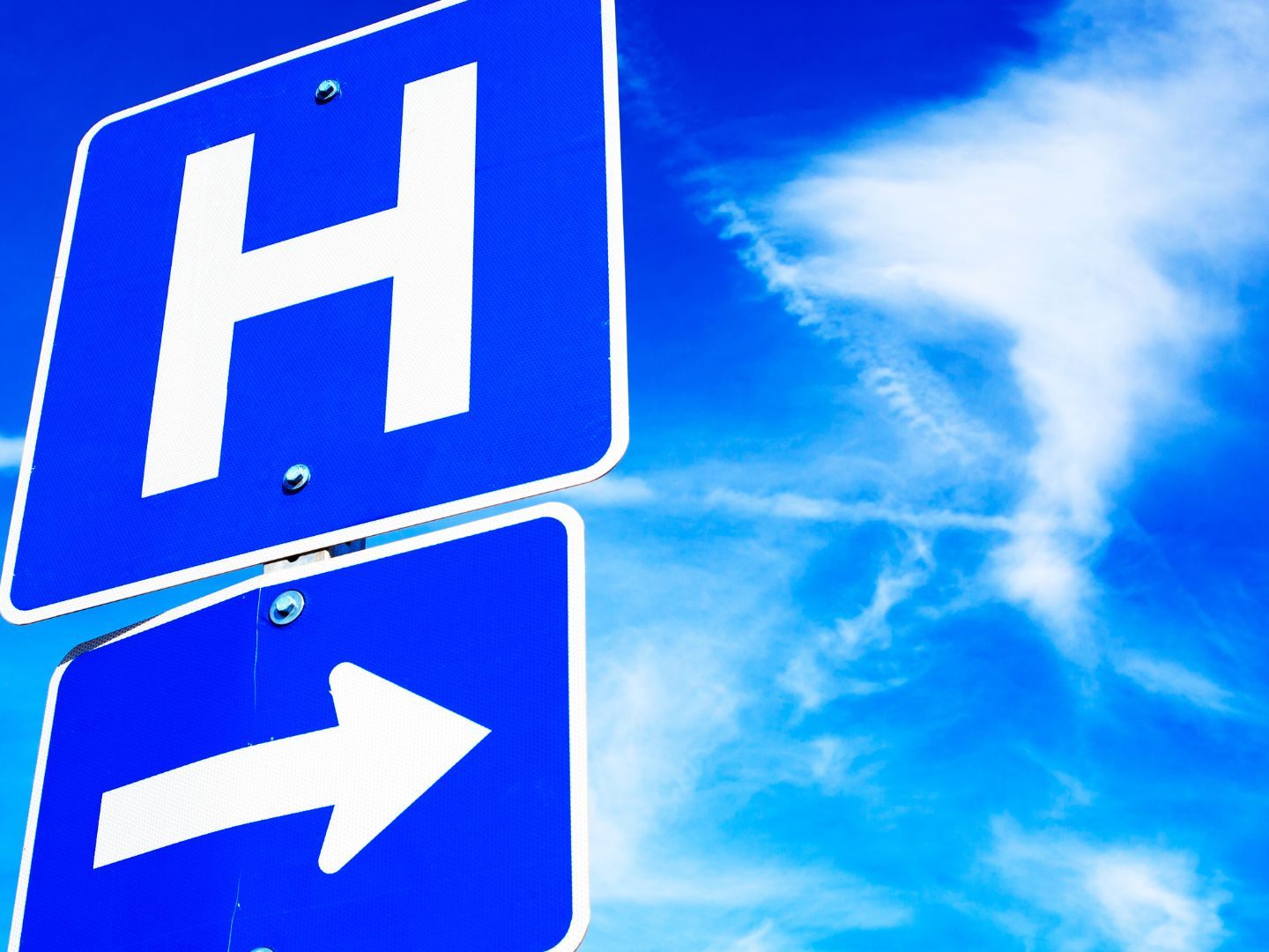 Die 37-Jährige wurde ins Krankenhaus gebracht.