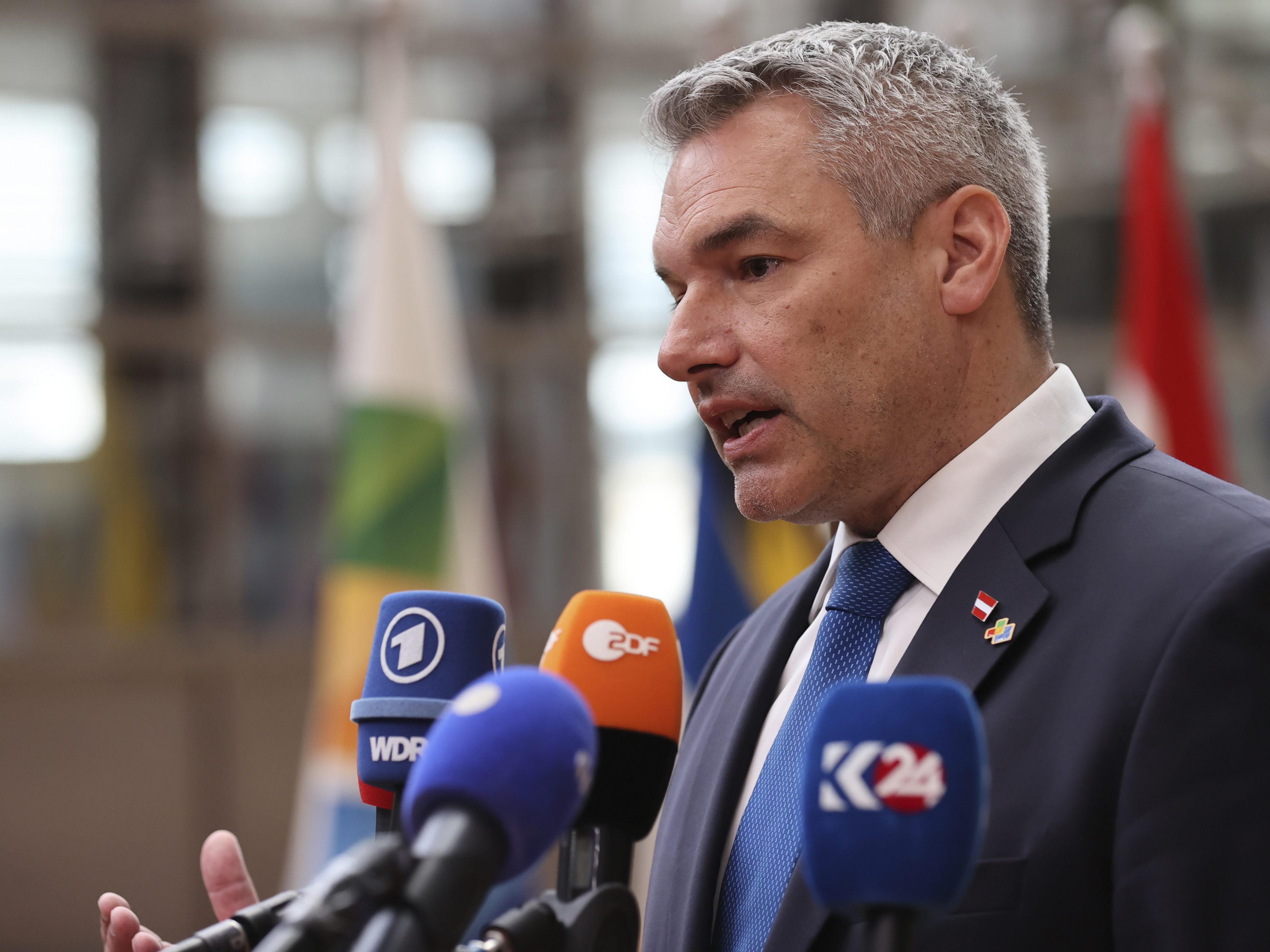 Nehammer begrüßt die Einigung zu Migration mit Tunesien. Nehammer begrüßt die Einigung zu Migration mit Tunesien.