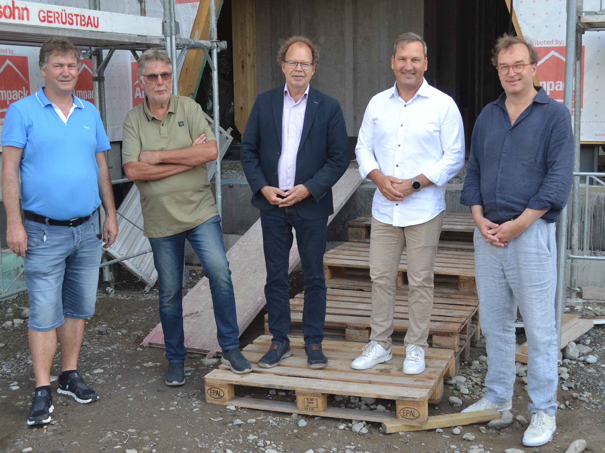 Ein Freudentag für Edwin Gaßner, Herbert Greussing, Florian Kasseroler, Gerold Jenny und Christian Schmölz. Ein Freudentag für Edwin Gaßner, Herbert Greussing, Florian Kasseroler, Gerold Jenny und Christian Schmölz.