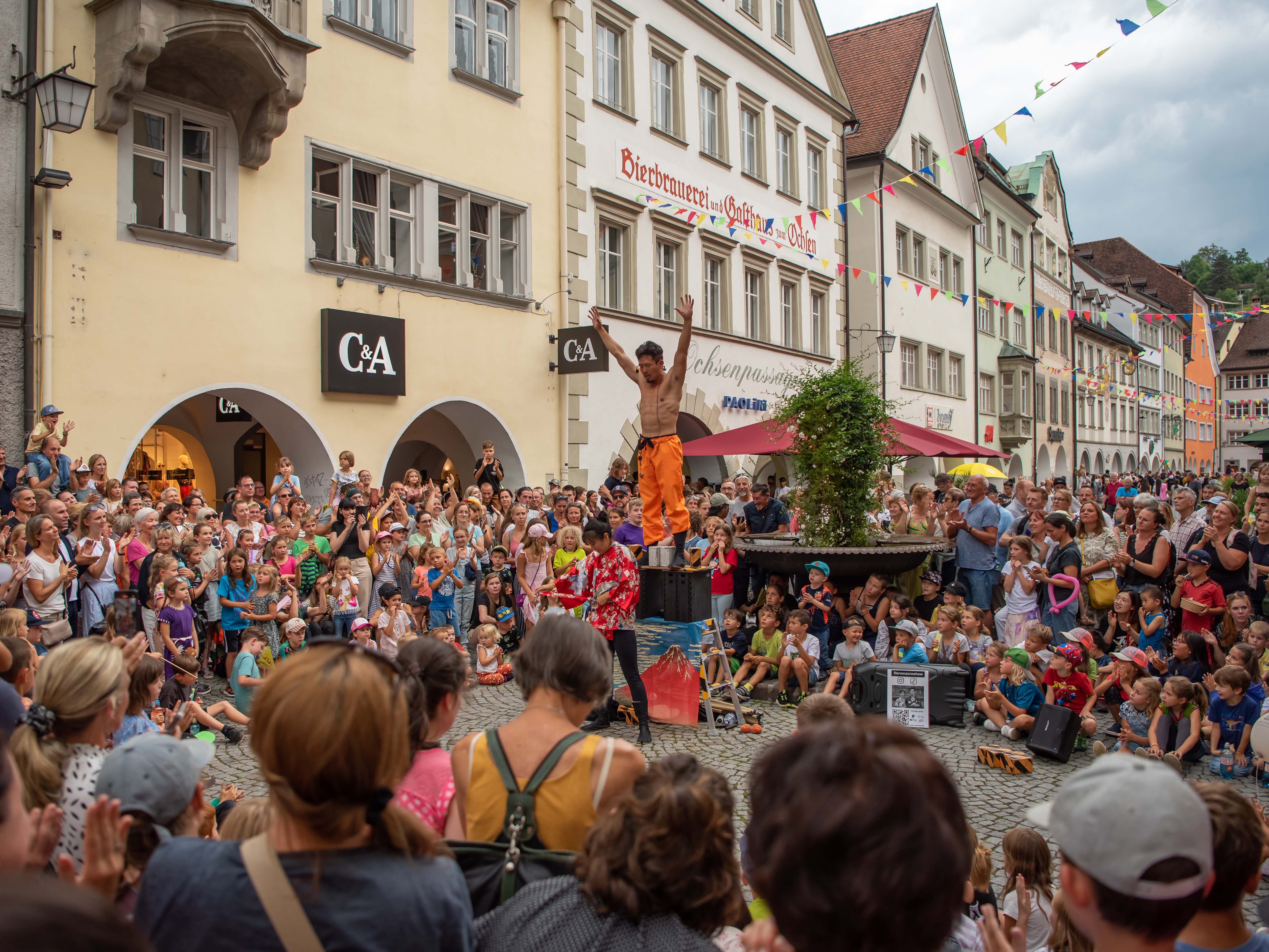 Wow! Die Gaukler übernahmen das Kommando in der Feldkircher Innenstadt