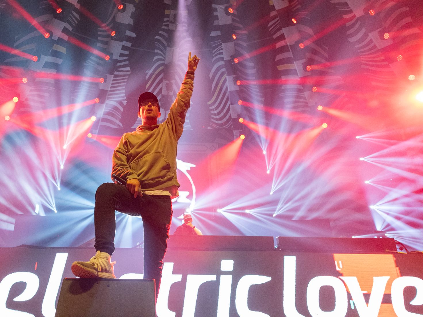 Warm-Up-Party beim Electric Love Festival 2023.