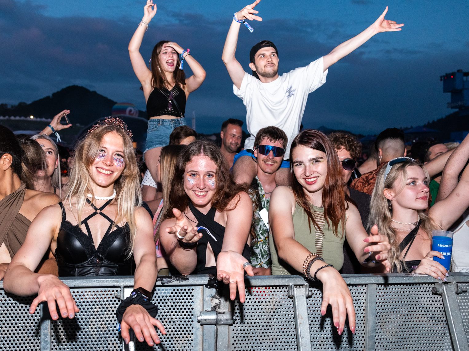 Spektakel und gute Laune beim Opening des Electric Love Festivals 2023.