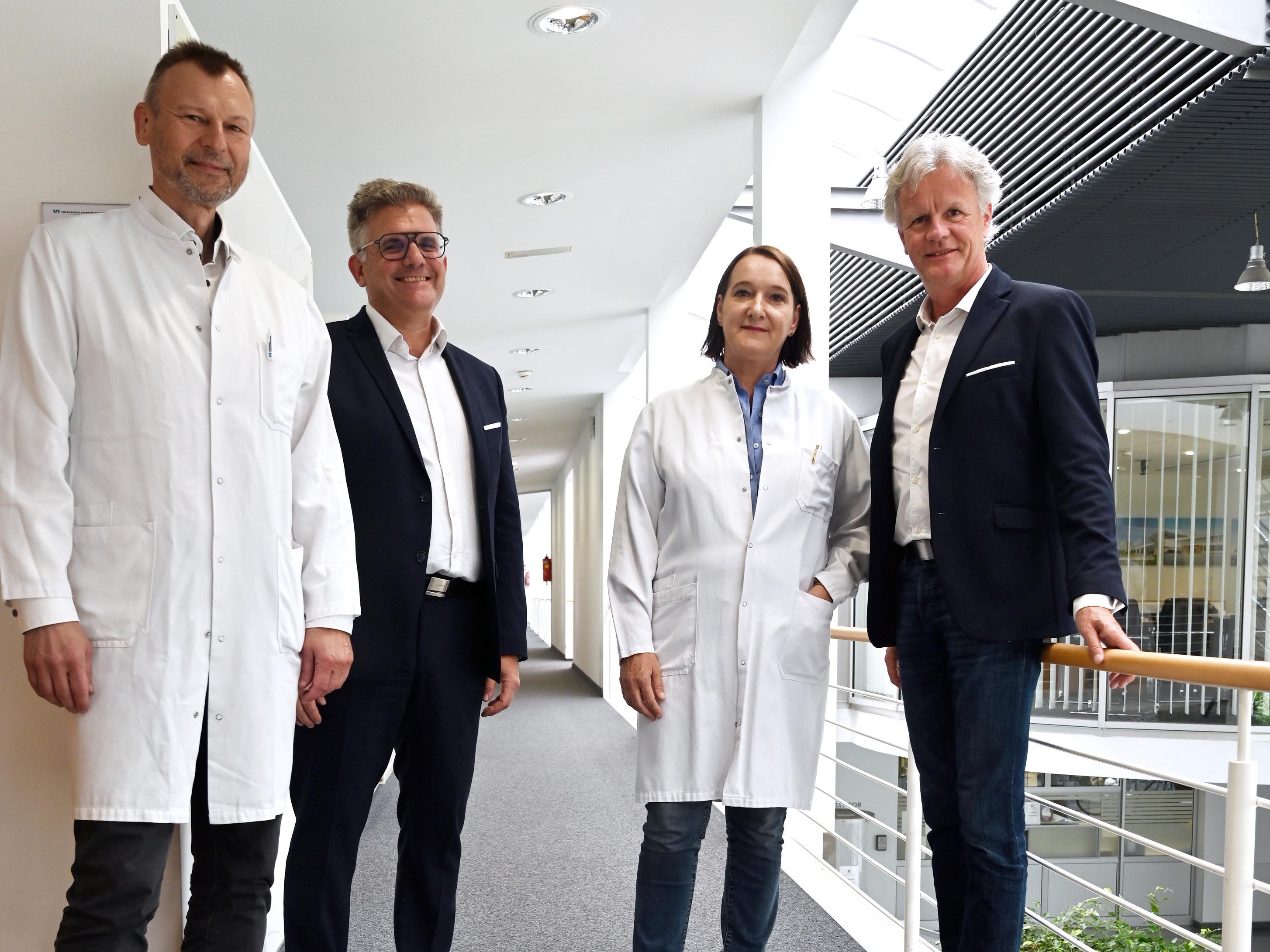v.li.: Peter Fraunberger, Andreas Stieger, Silvia Brunold, Gerald Fleisch. v.li.: Peter Fraunberger, Andreas Stieger, Silvia Brunold, Gerald Fleisch.