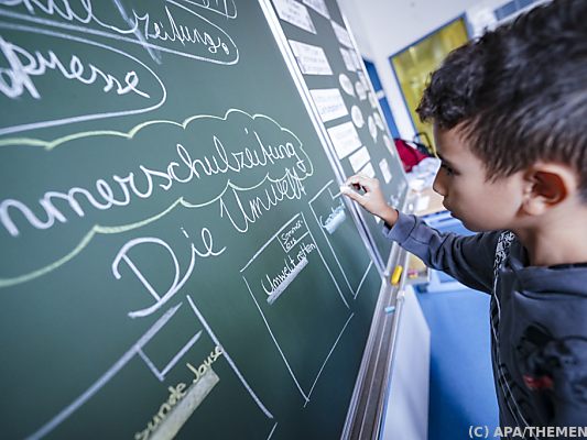 Sommerschule soll auch auf Nachprüfung vorbereiten Sommerschule soll auch auf Nachprüfung vorbereiten
