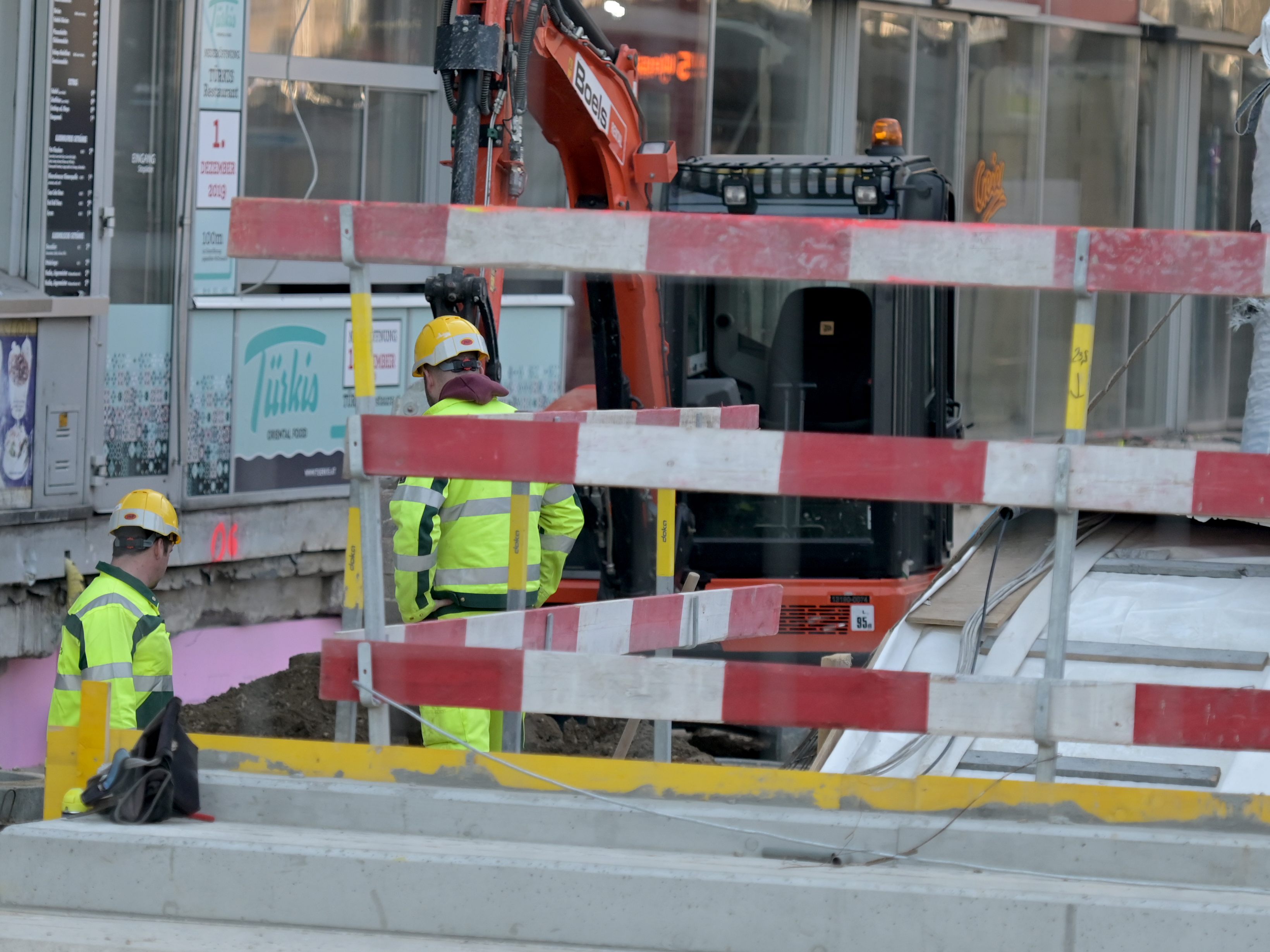 Baustelle in der Ameisgasse/Dreyhausenstraße.