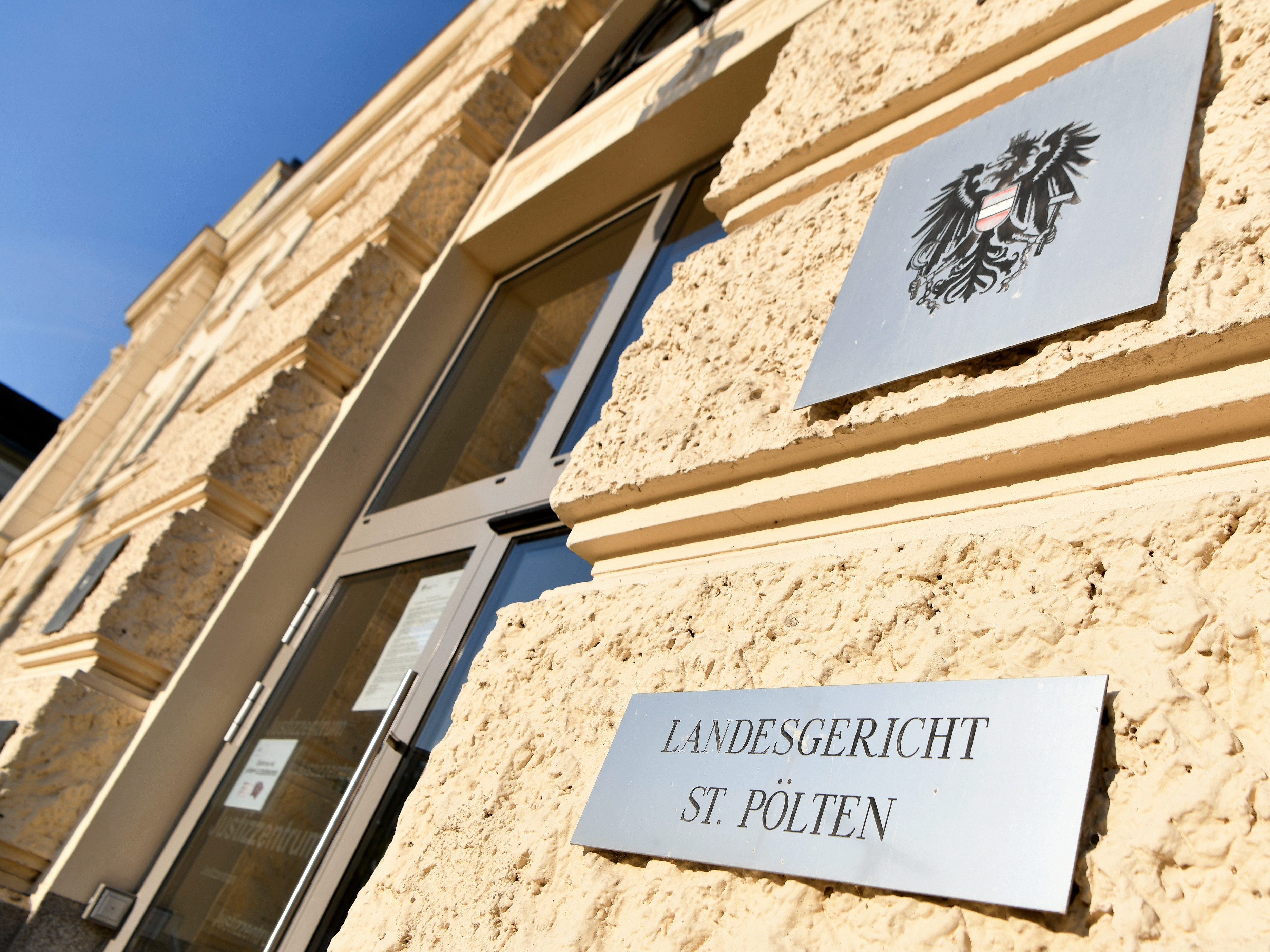 In St. Pölten wird die Causa Pflegeheim erneut verhandelt. In St. Pölten wird die Causa Pflegeheim erneut verhandelt.