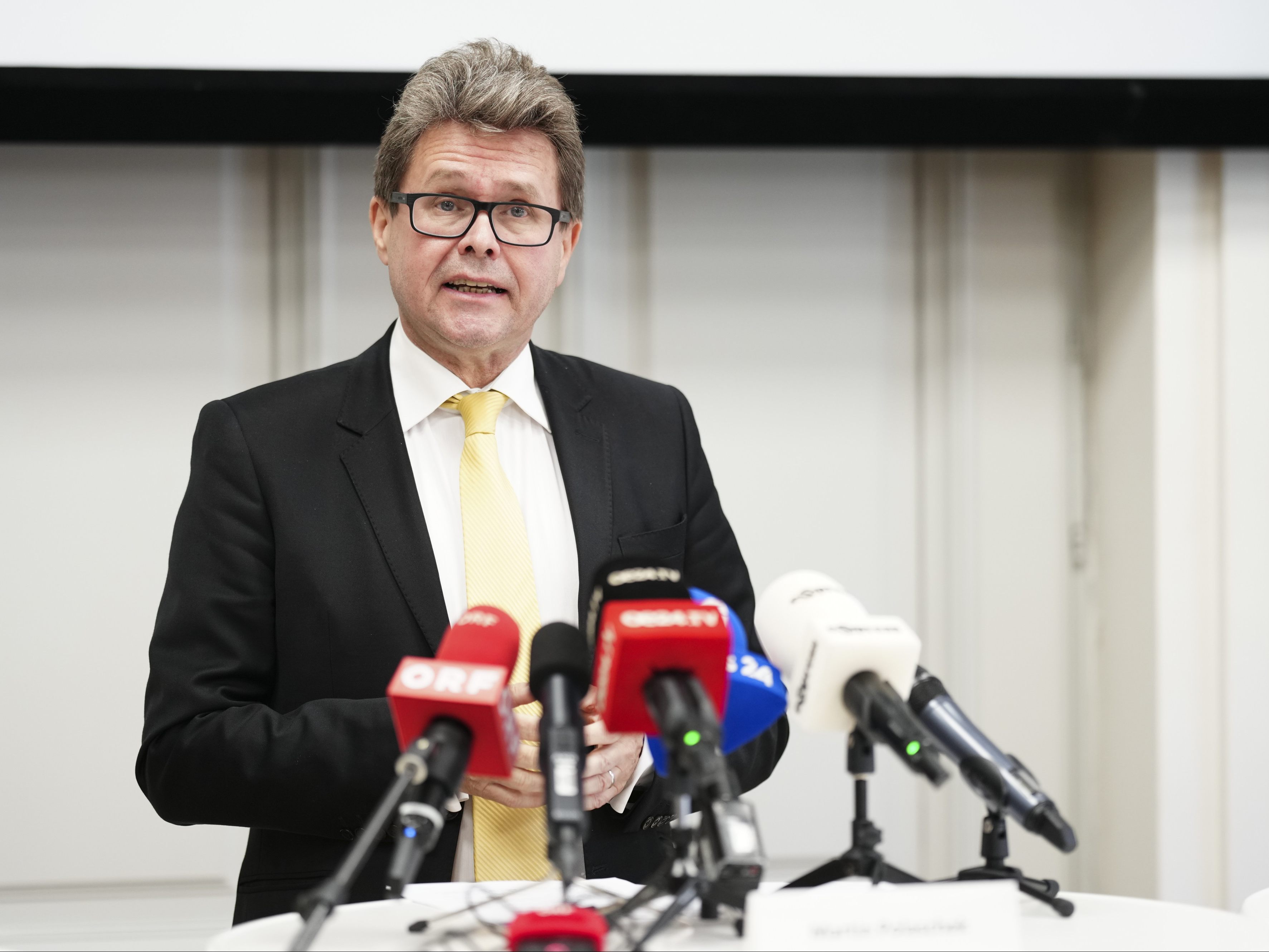 Das ist die erste Bilanz der Wissenschaftsbotschafter. Das ist die erste Bilanz der Wissenschaftsbotschafter.