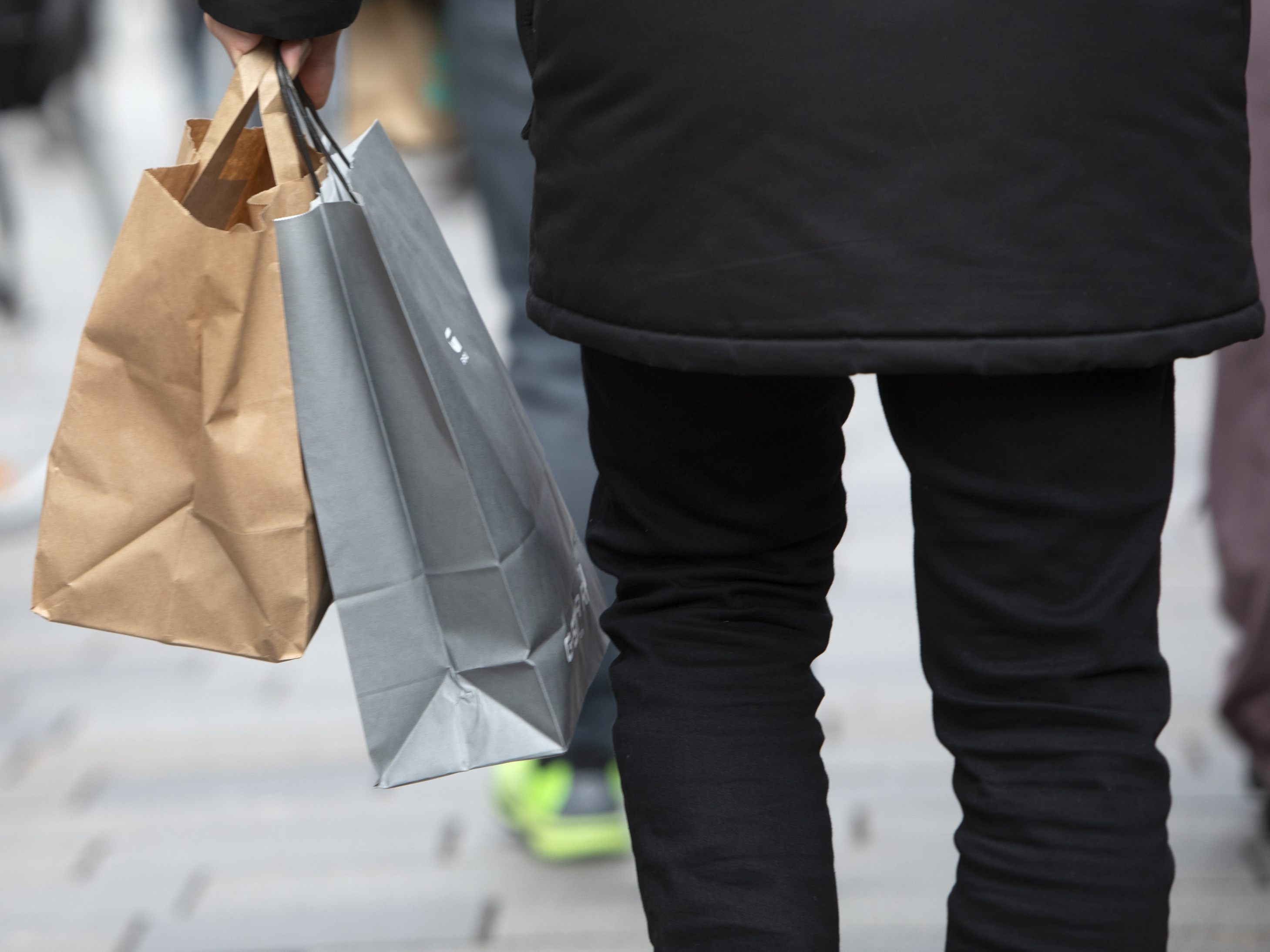 Die Inflation drückte die Umsätze im Handel.