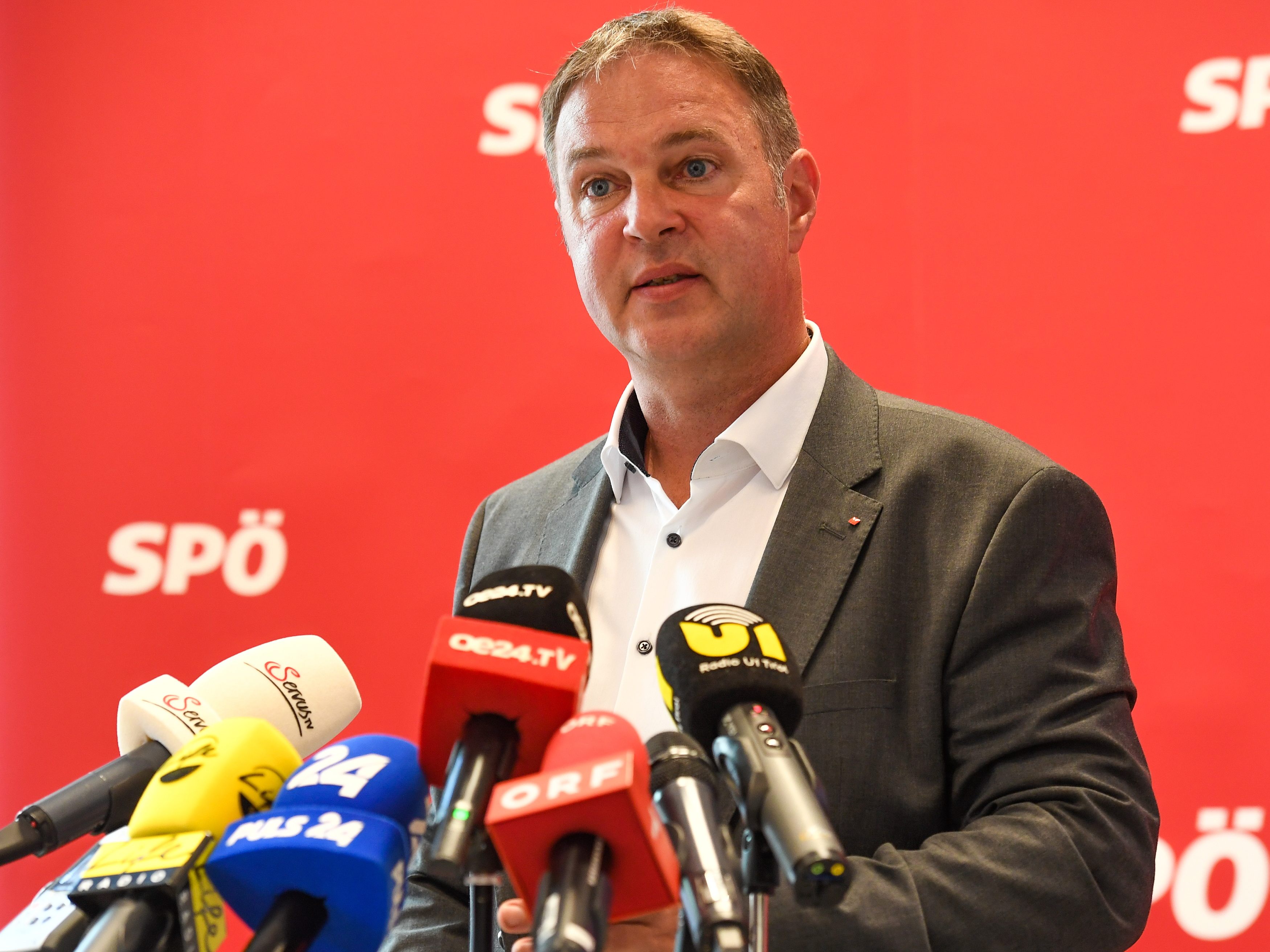 Babler und Lindner sehen die Regierung beim Thema Pflege in der Pflicht. Babler und Lindner sehen die Regierung beim Thema Pflege in der Pflicht.