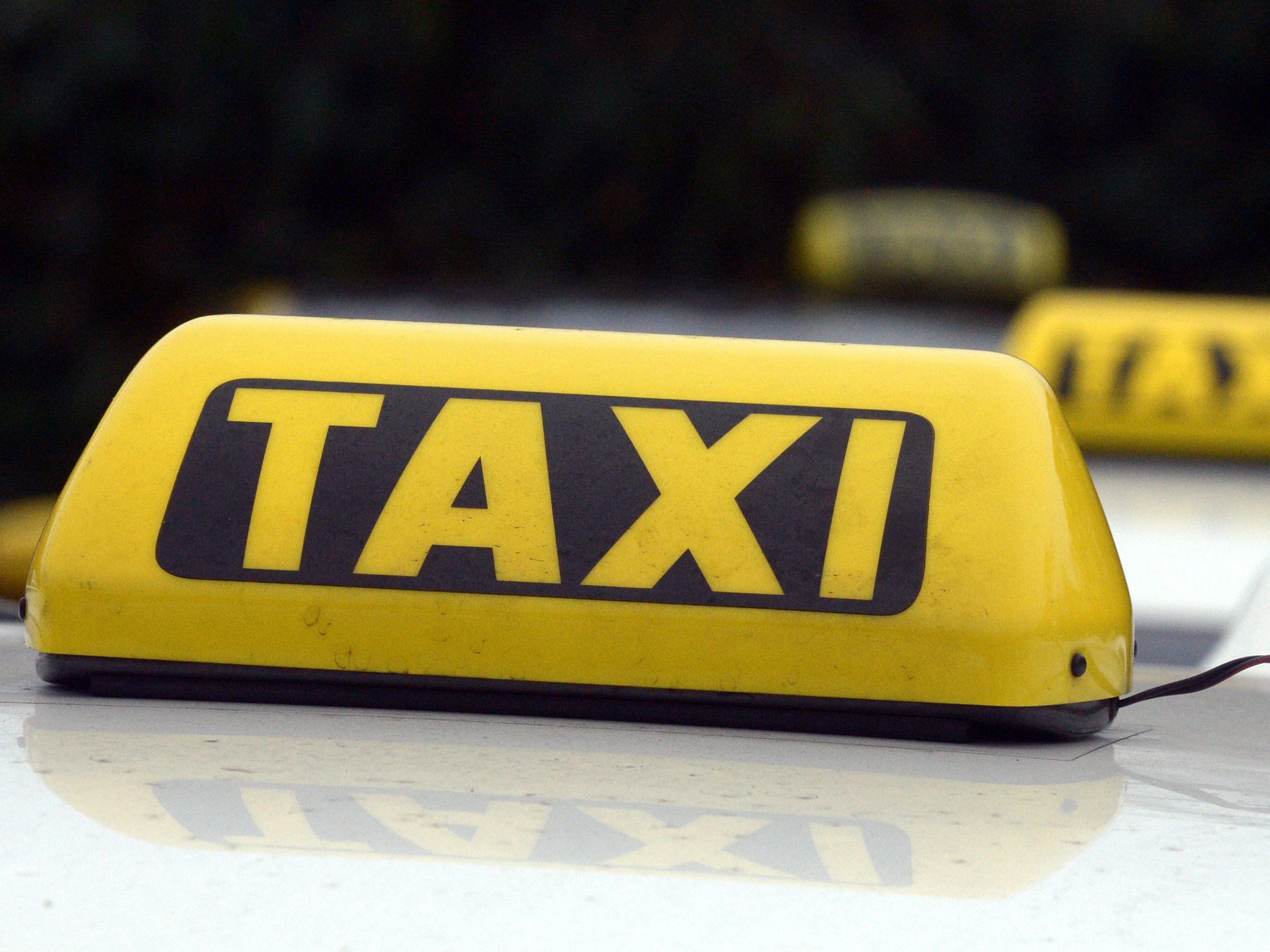 Taxikunden in Wien sollen betäubt und bestohlen worden sein. Taxikunden in Wien sollen betäubt und bestohlen worden sein.