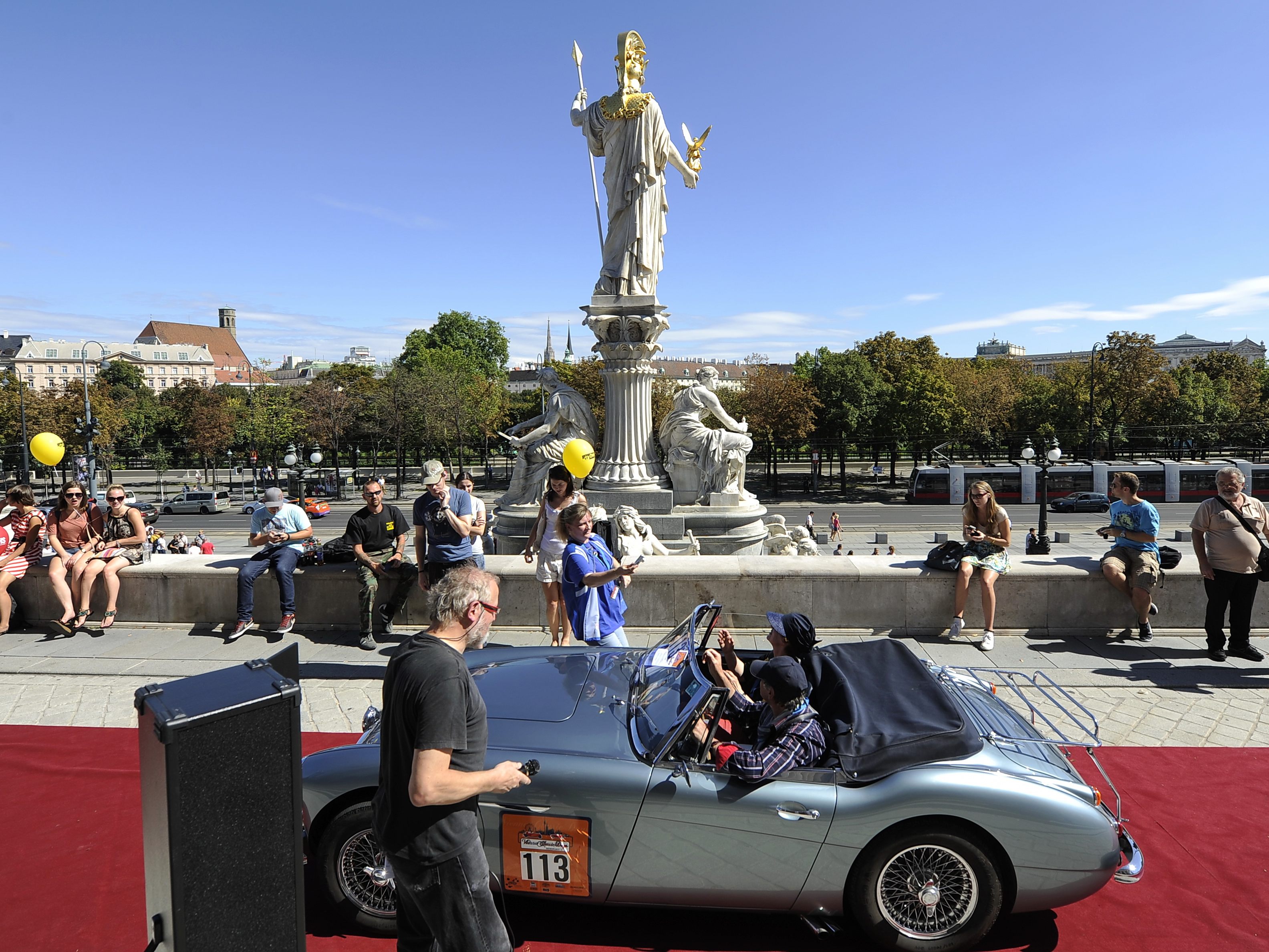 Am Wochenende sind wieder Oldtimer in Wien unterwegs.