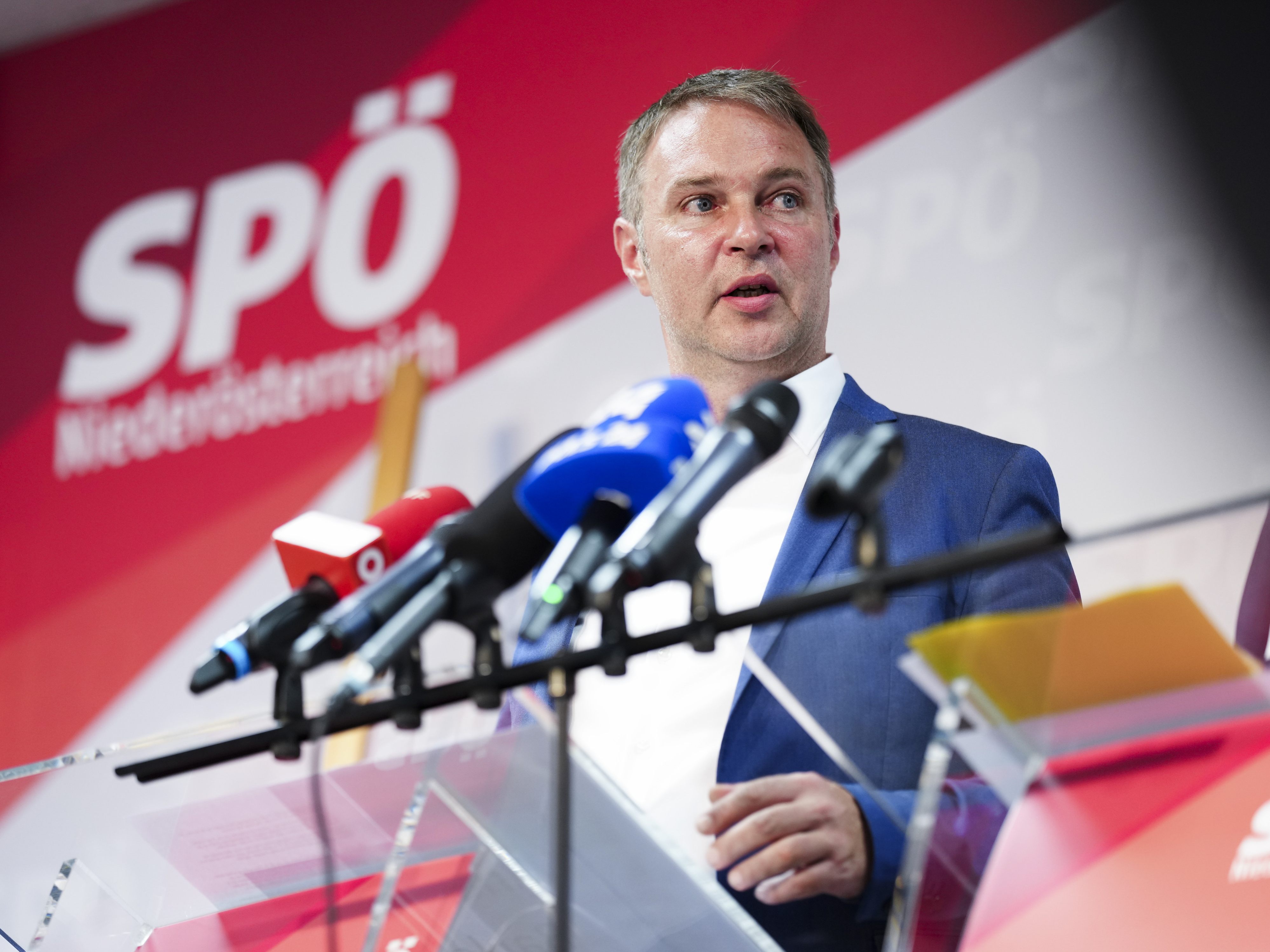 Babler sprach sich für Zinspreisstopp aus.