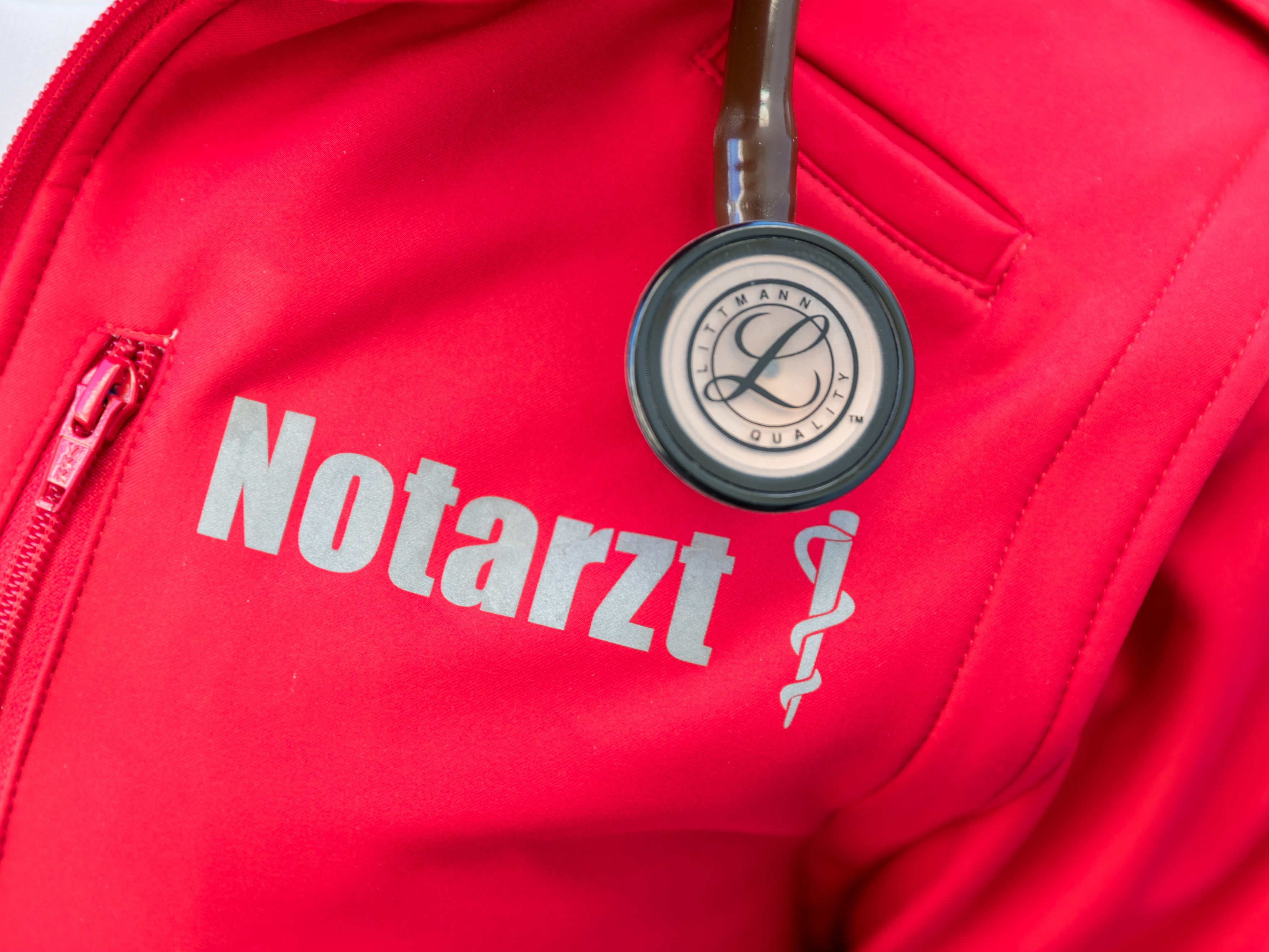 Im Burgenland wurde ein Radfahrer von einem Güterzug erfasst und getötet.