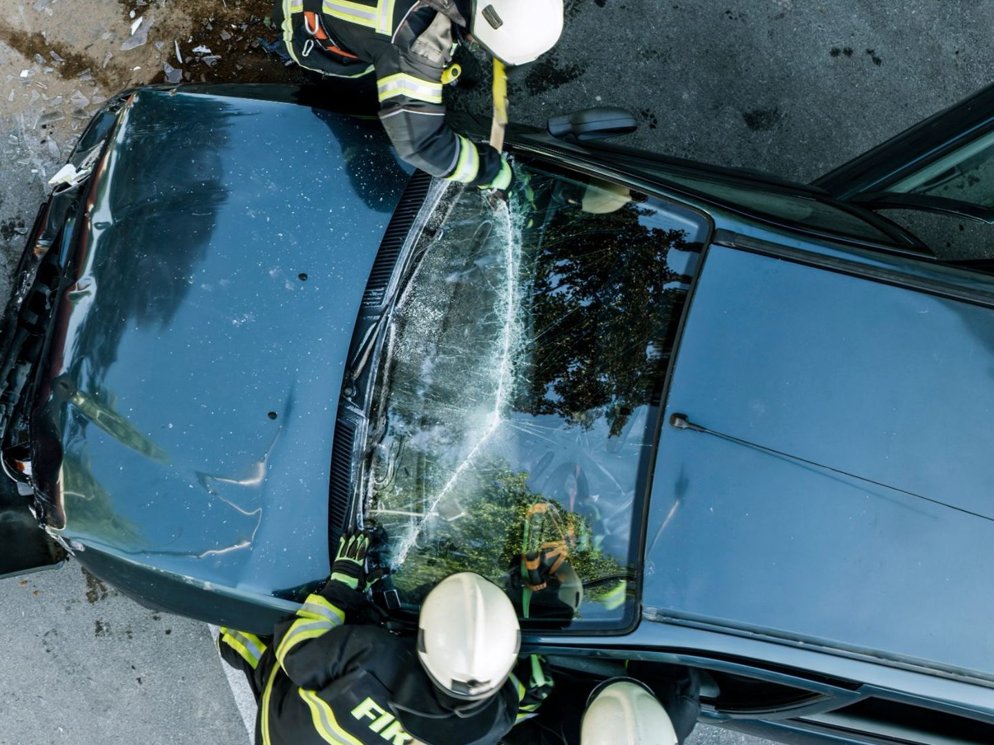 Die Pkw-Lenkerin verstarb noch an der Unfallstelle.