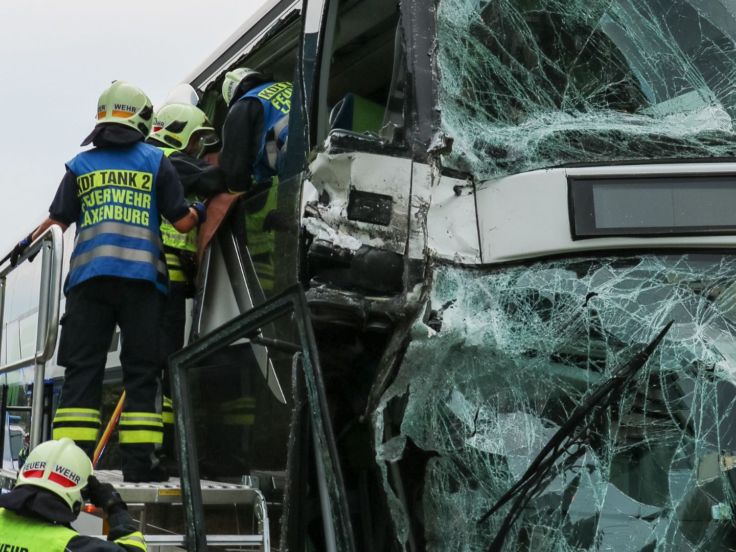 In Niederösterreich hat es einen Zusammenstoß zweier Busse gegeben.