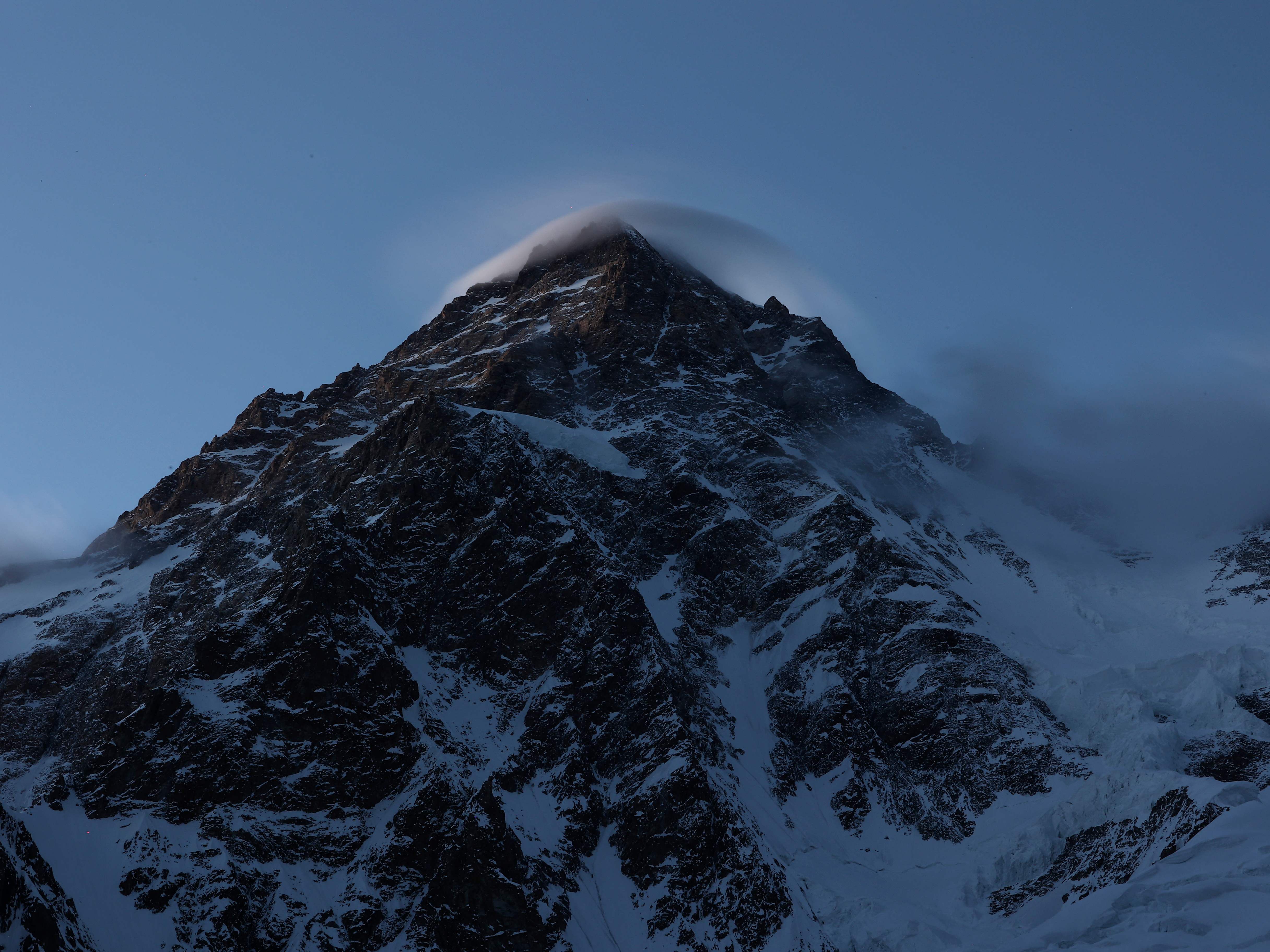 Unfassbar, was sich am K2 abspielte. Unfassbar, was sich am K2 abspielte.