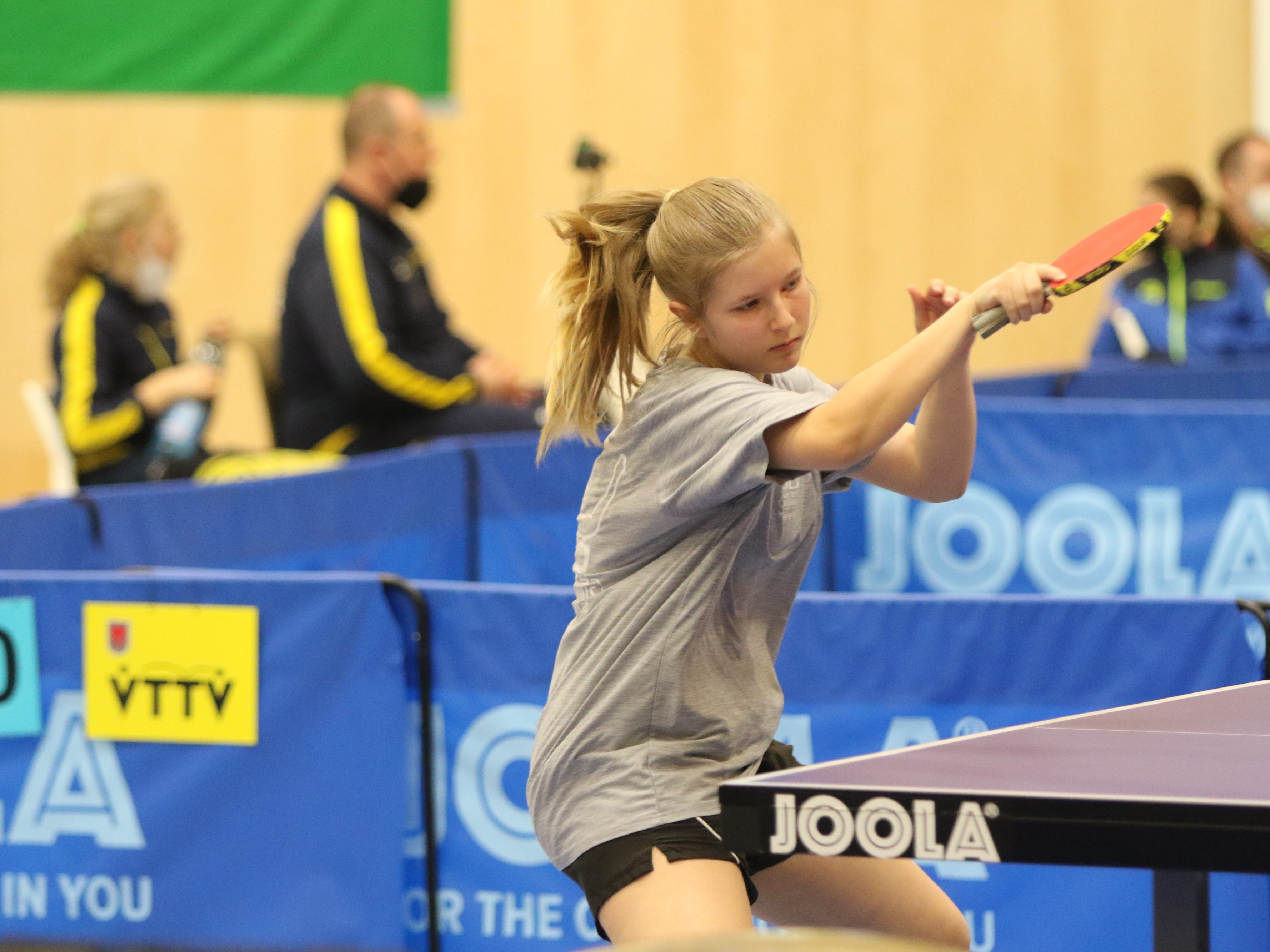 Jede*r ist beim Tischtennisturnier willkommen, nicht nur