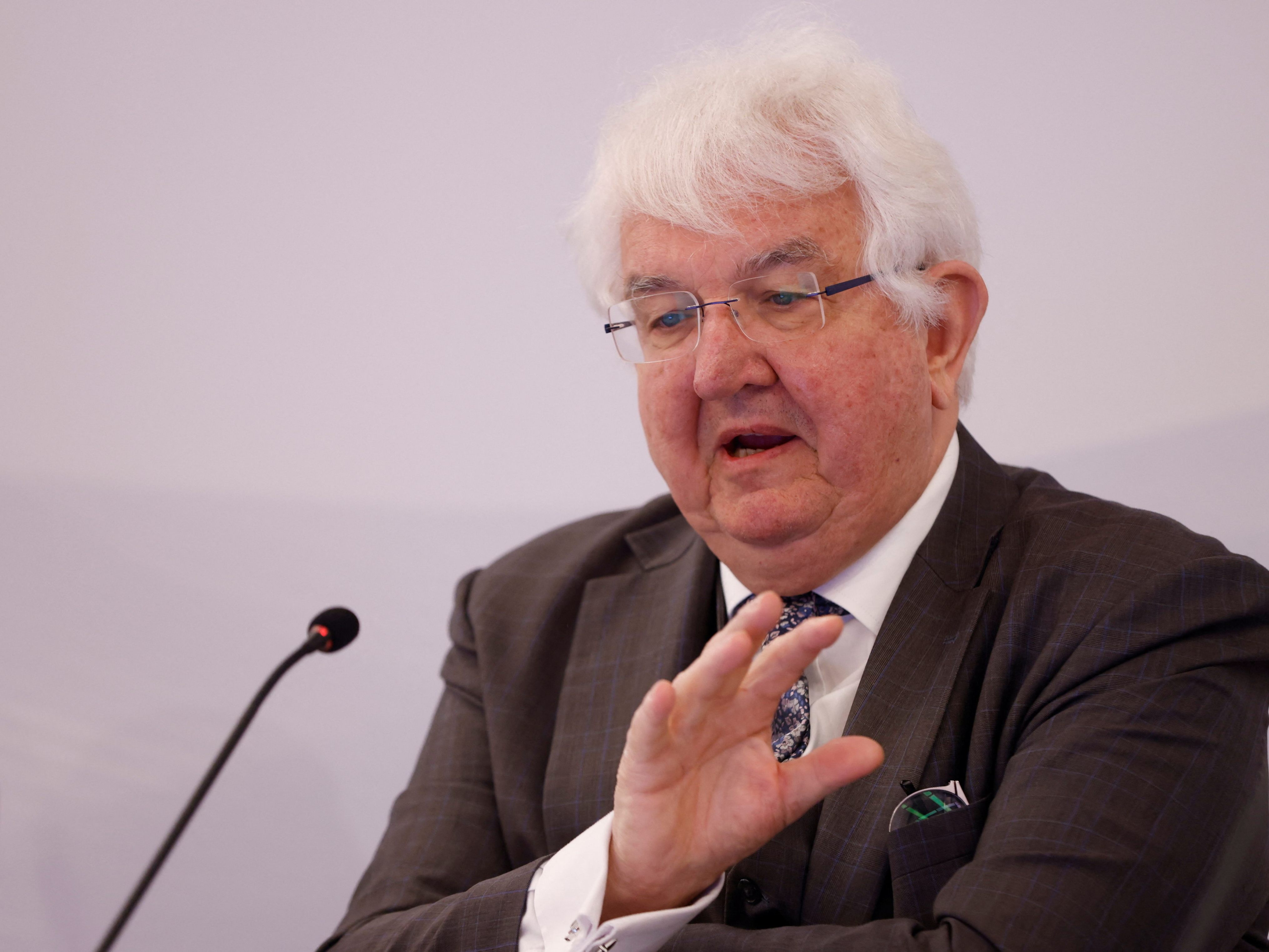 Ein digitaler Euro sei wichtig für die europäische Souveränität", so Holzmann. Ein digitaler Euro sei wichtig für die europäische Souveränität", so Holzmann.