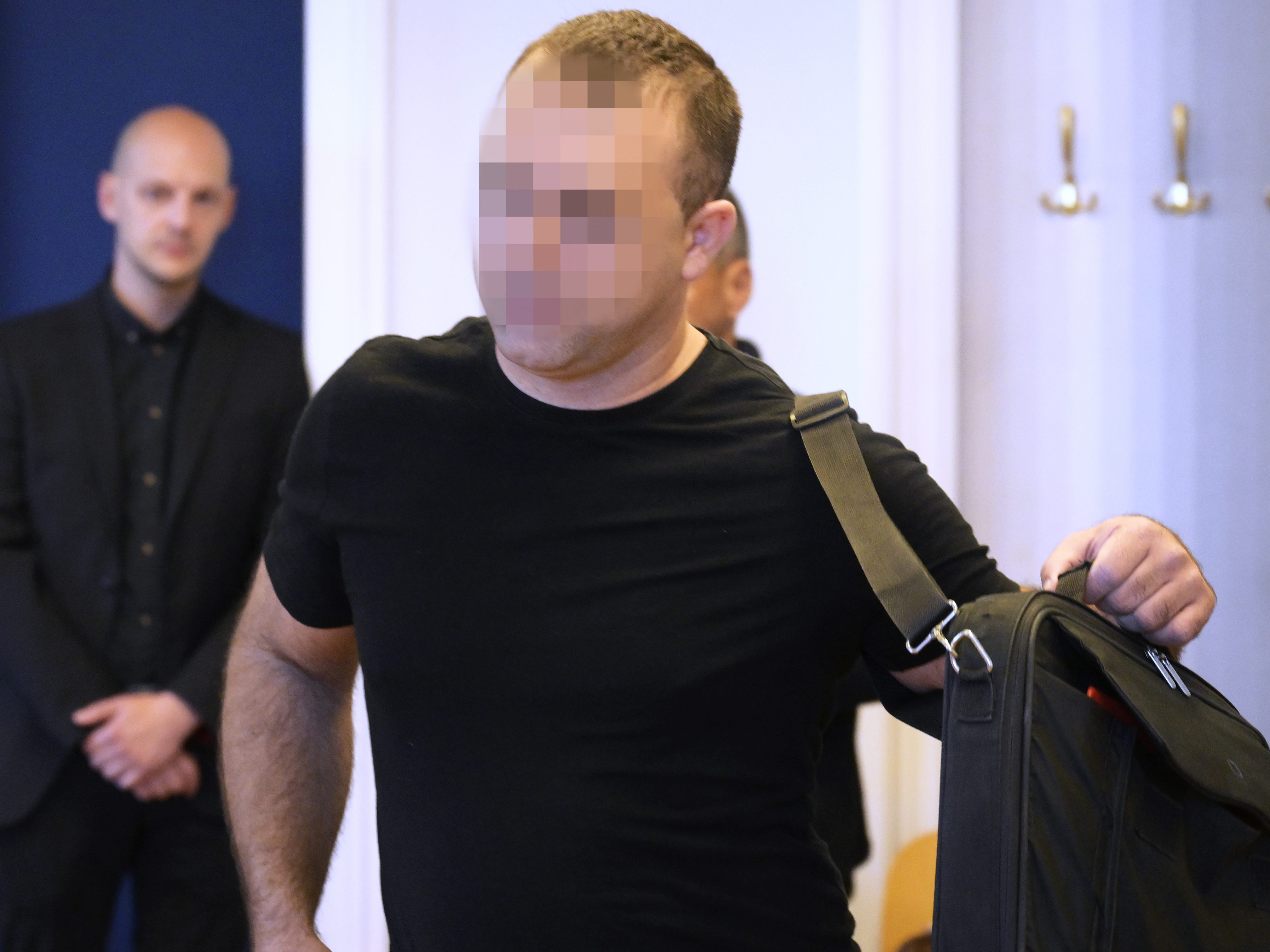 Im Prozess um Listerien-Tote bekannte sich der Angeklagte nicht schuldig. Im Prozess um Listerien-Tote bekannte sich der Angeklagte nicht schuldig.