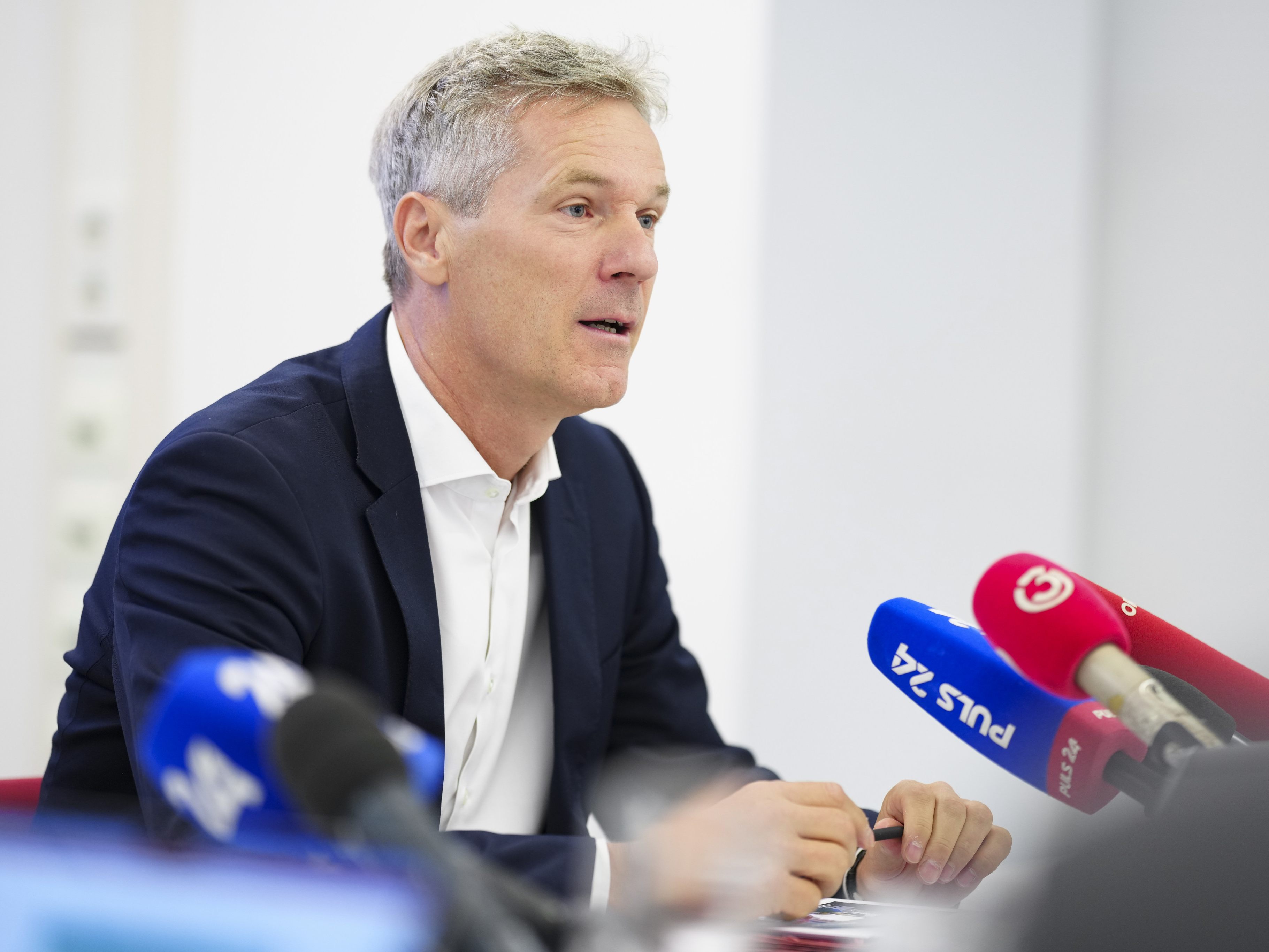 Obmann Christian Knill beim Pressegespräch der WKÖ Obmann Christian Knill beim Pressegespräch der WKÖ