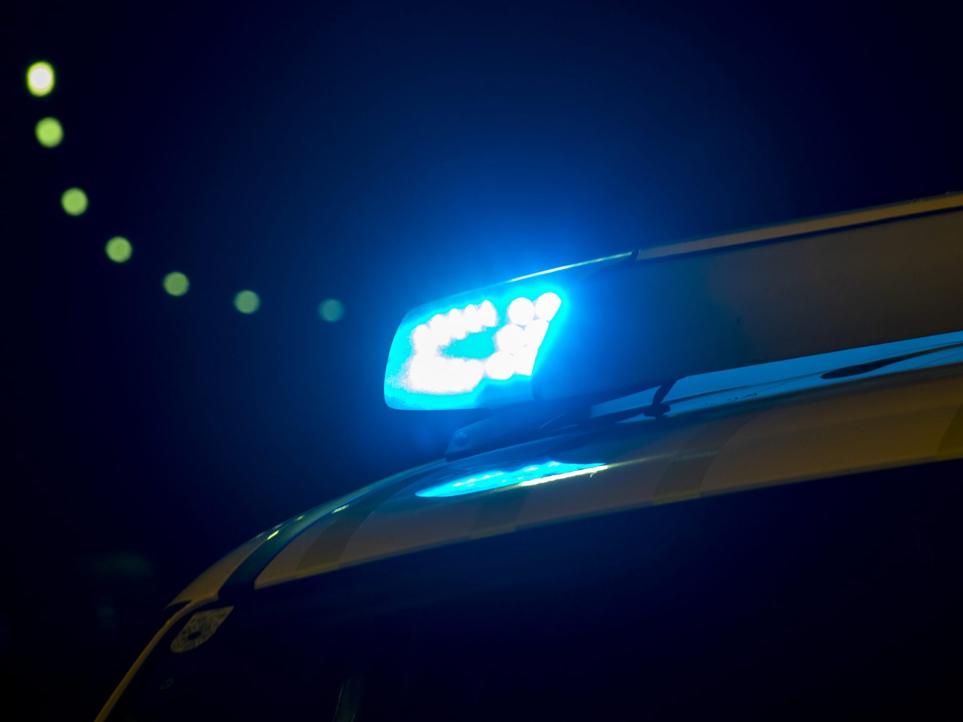 Eine 85-Jährige starb auf einem auf Bahnübergang in Niederösterreich.