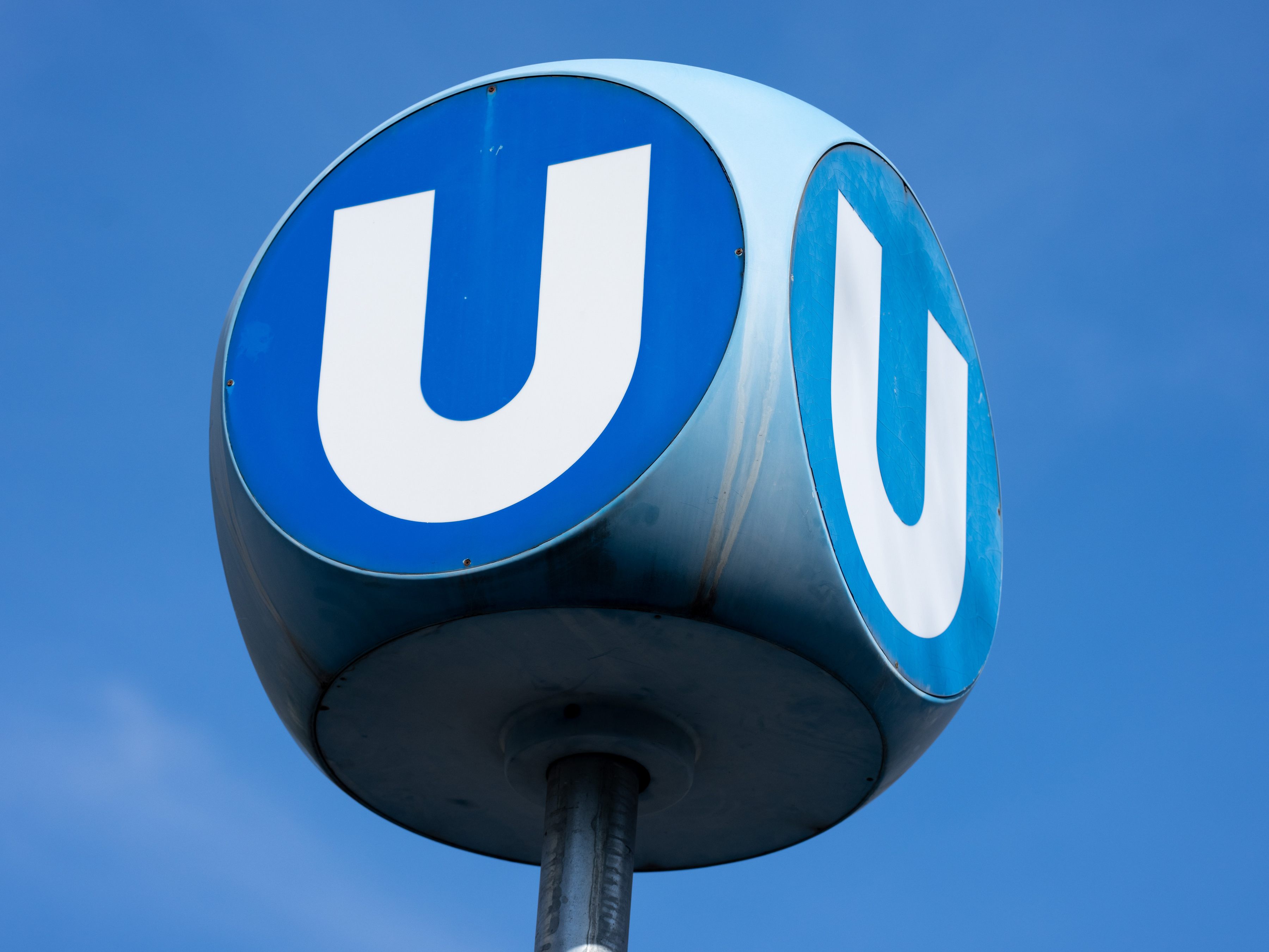 Der Prozess um eine Vergewaltigung vor einer Wiener U-Bahn-Station startet. Der Prozess um eine Vergewaltigung vor einer Wiener U-Bahn-Station startet.