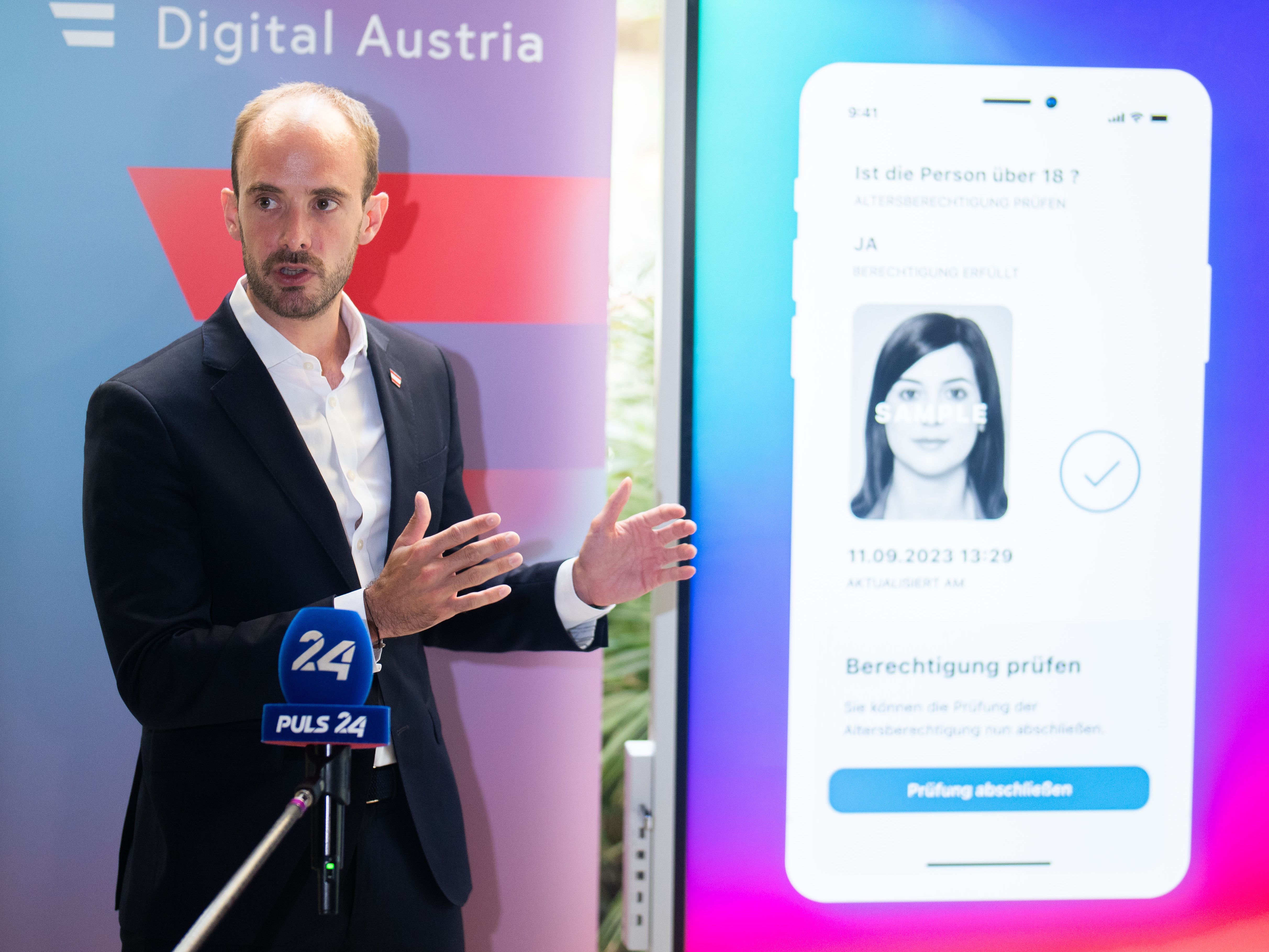 Staatssekretär Tursky präsentierte den digitalen Altersnachweis.