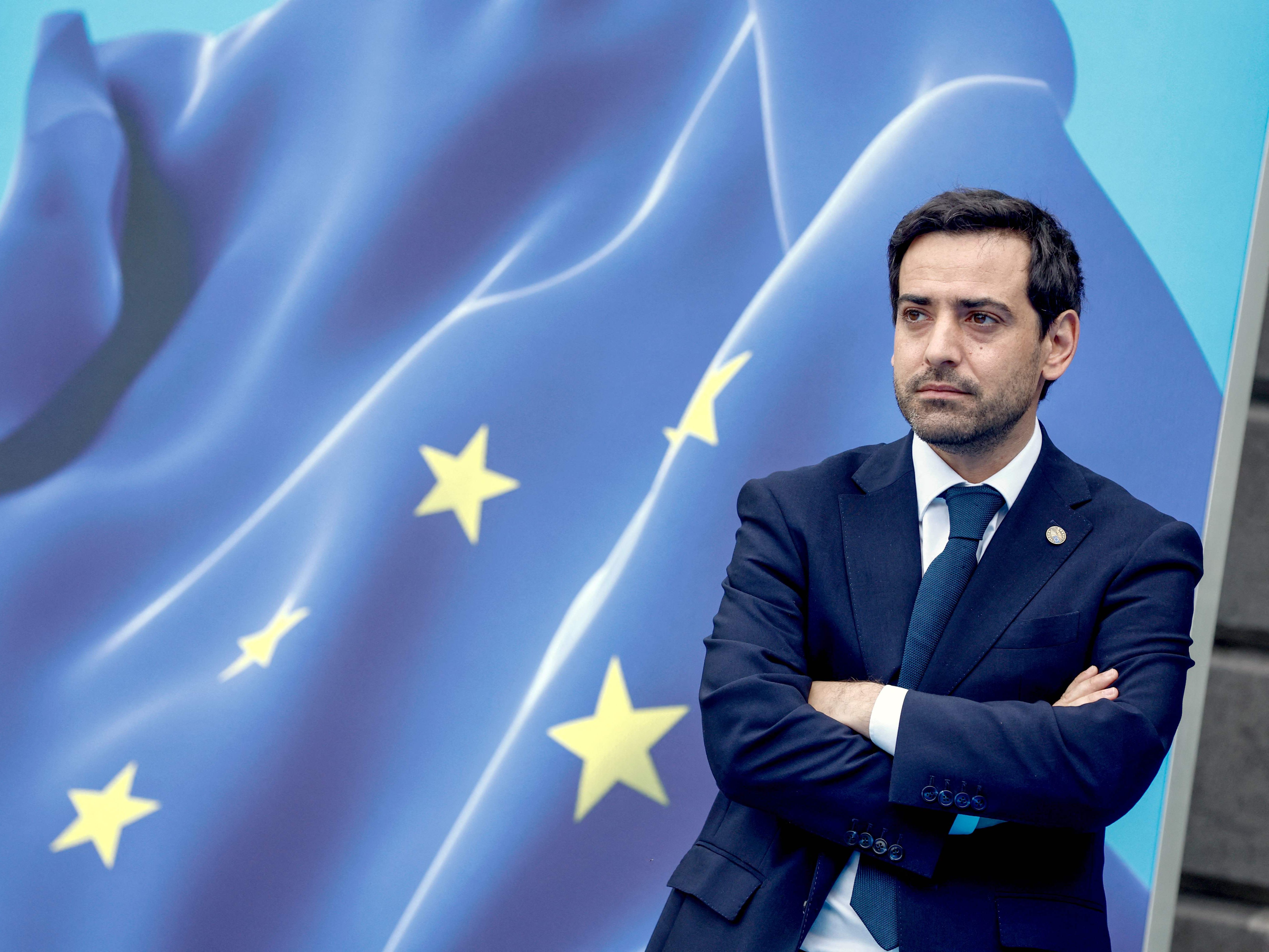 Eine Zusammenarbeit mit den Rechtsaußenparteien wird laut Séjourné abgelehnt. Eine Zusammenarbeit mit den Rechtsaußenparteien wird laut Séjourné abgelehnt.