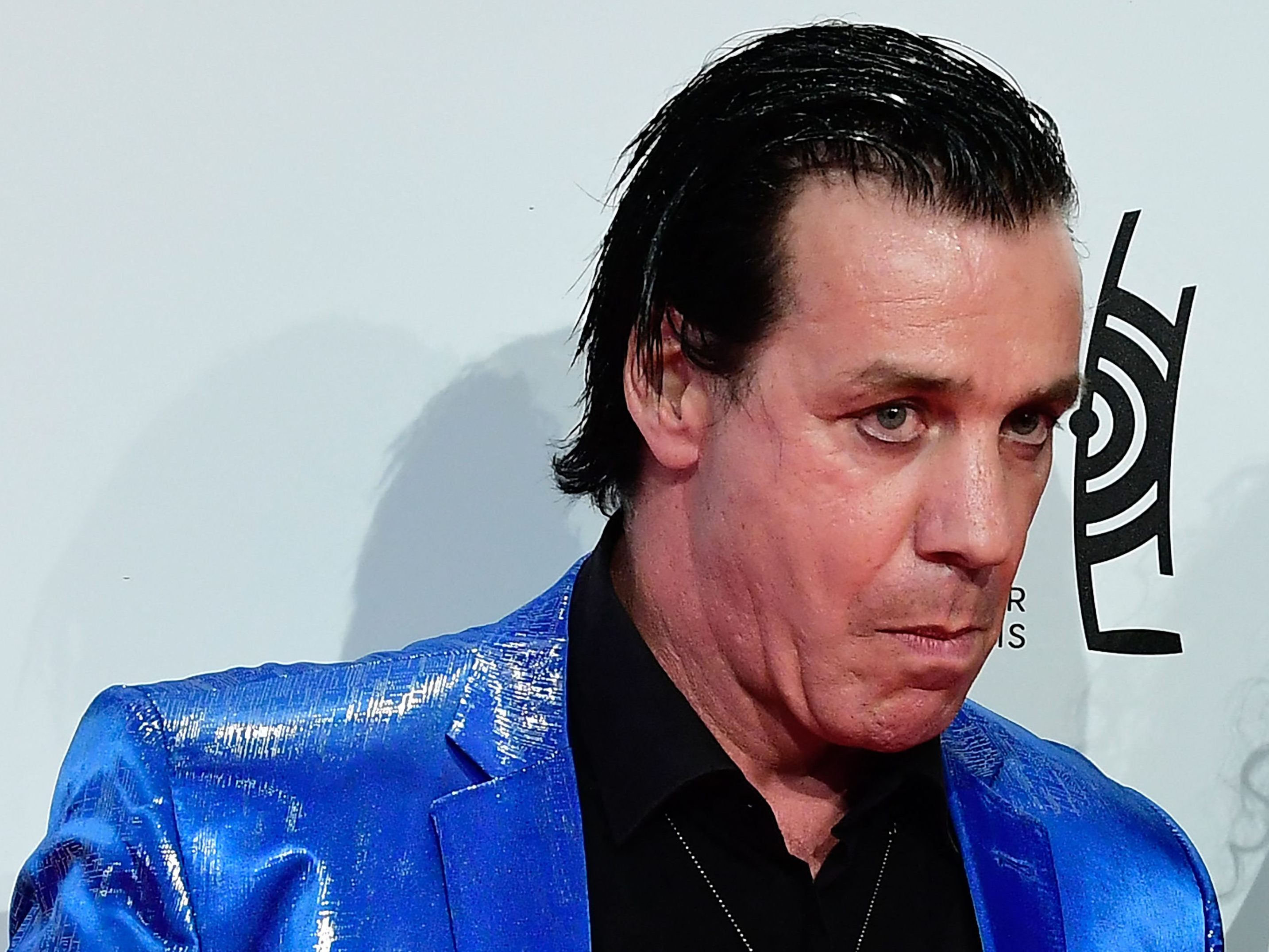 Till Lindemann erwirkte eine einstweilige Verfügung gegen den ORF. Till Lindemann erwirkte eine einstweilige Verfügung gegen den ORF.