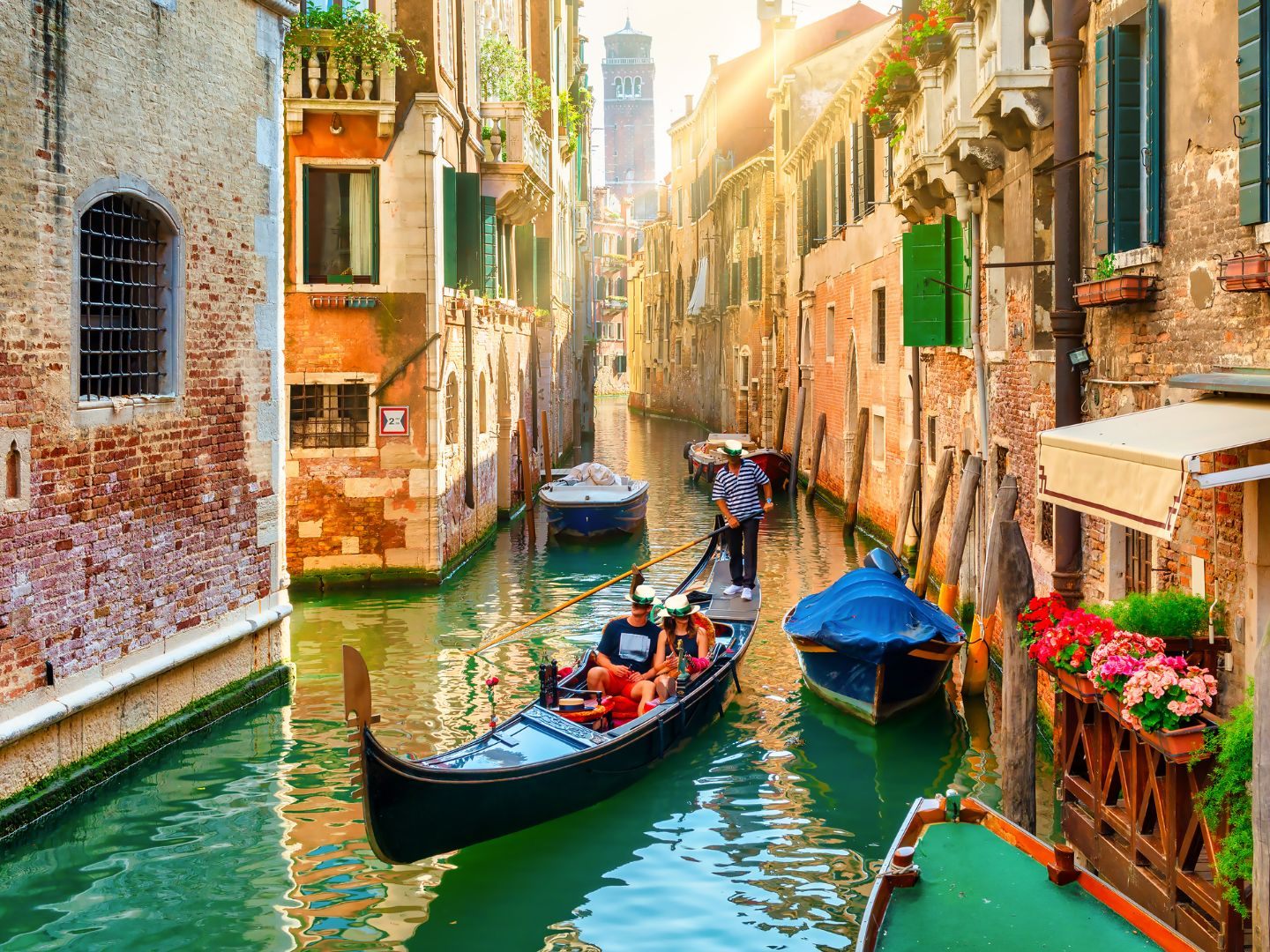 Venedig will 2024 testen, Gebühren von Tagestouristen einzuheben.