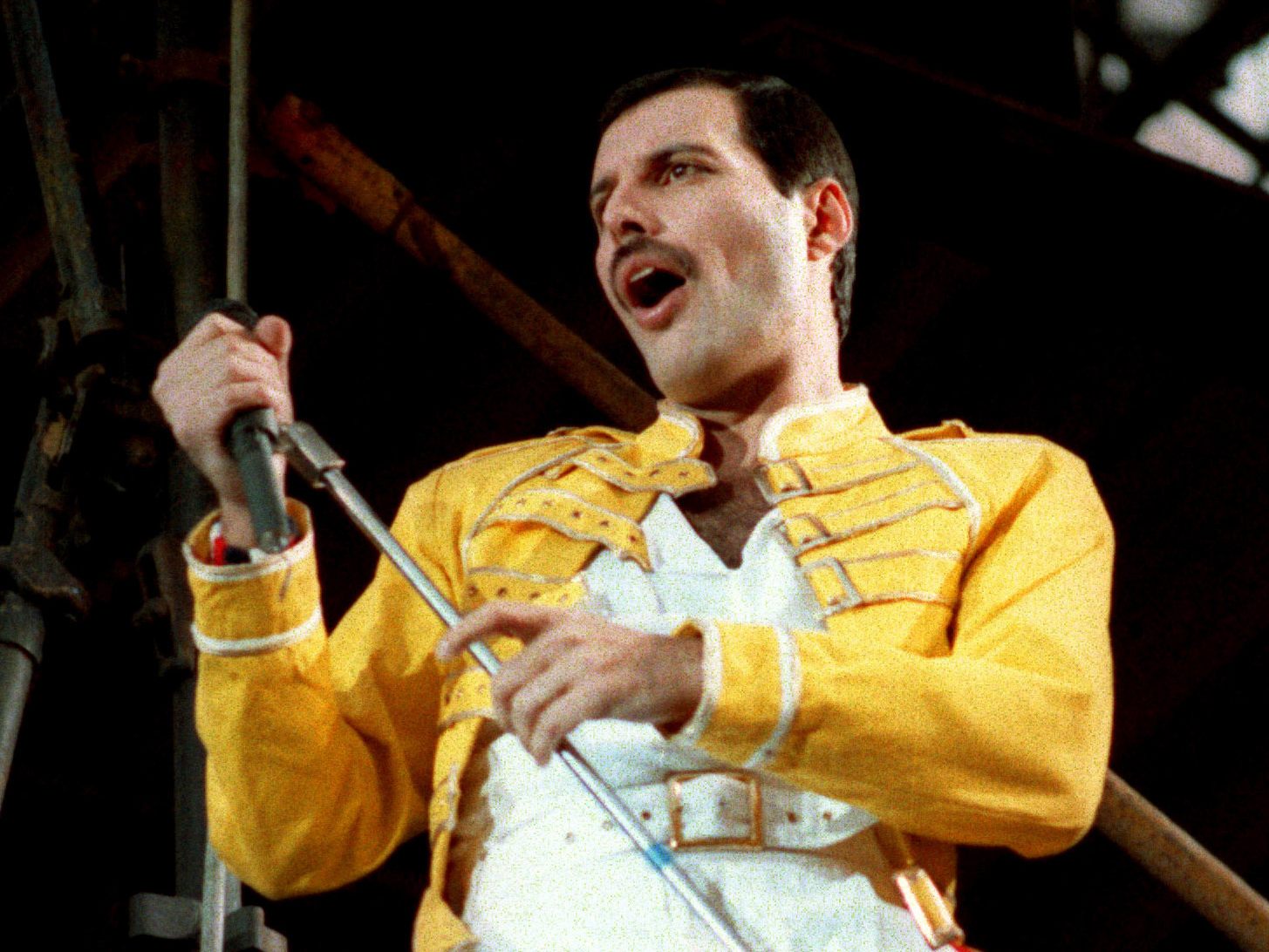 Freddie Mercurys Nachlass wurde versteigert. Freddie Mercurys Nachlass wurde versteigert.