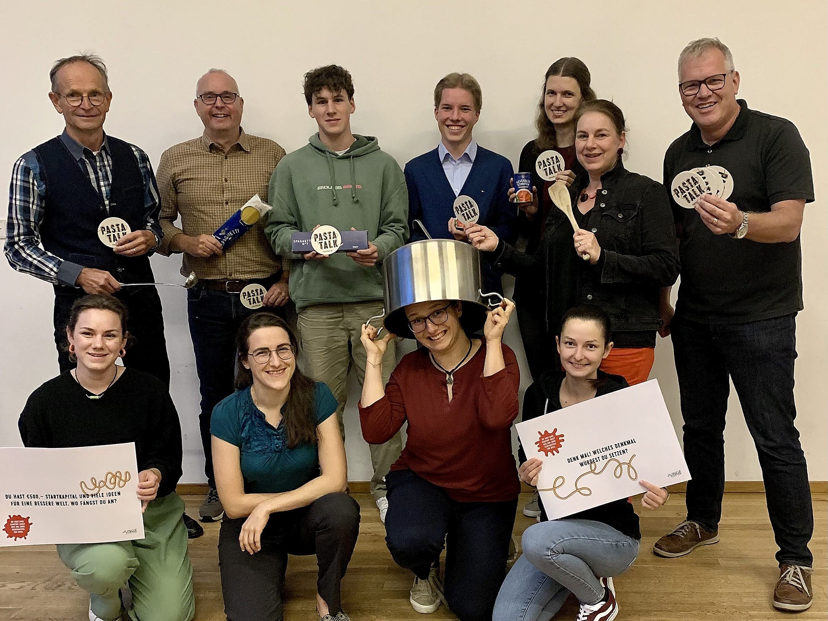 Das Firmteam freut sich auf den Pasta-Talk am 22. Oktober und steht in den Startlöchern für die Firmvorbereitung in Hohenems.