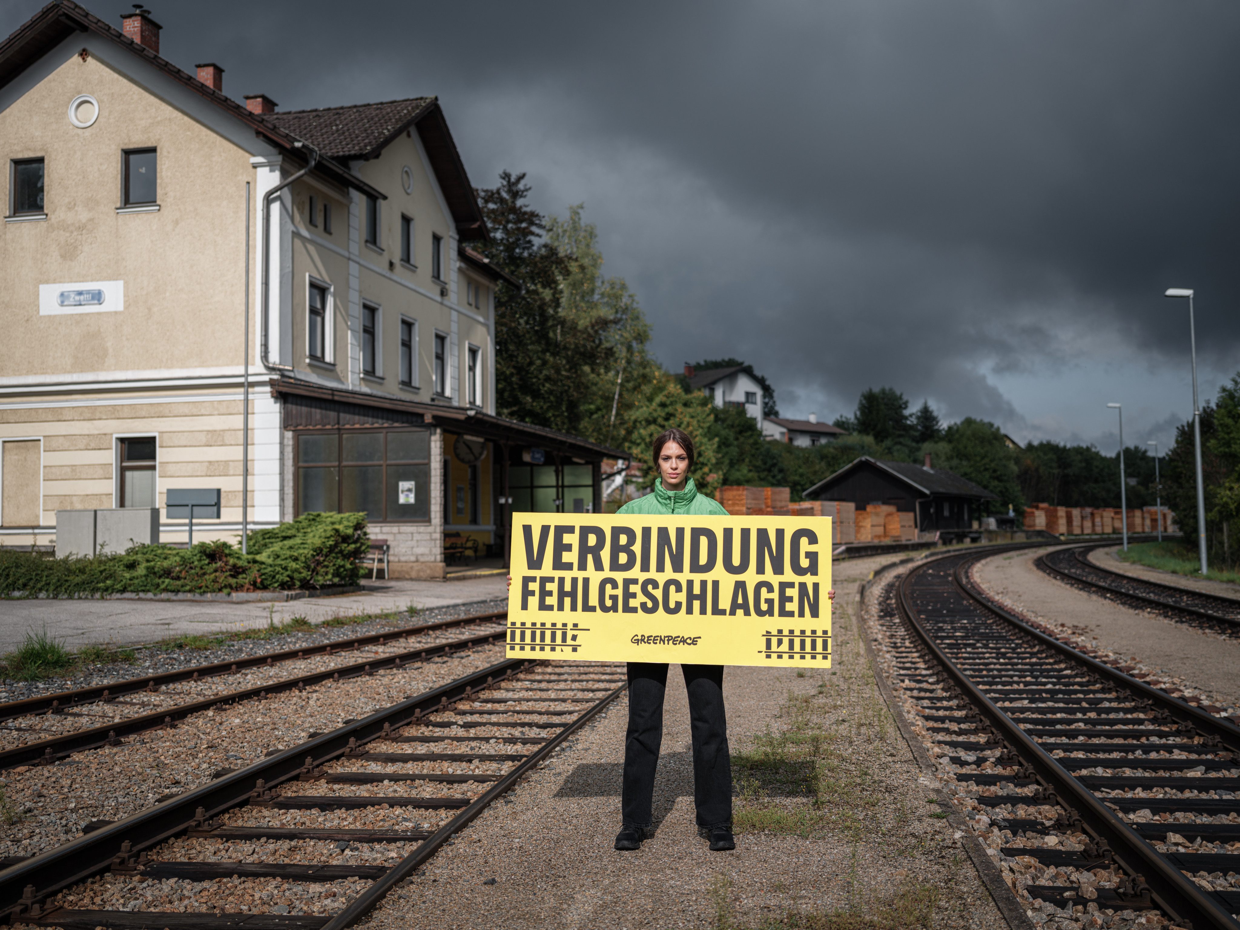 Laut Greenpeace könnten viele der Strecken leicht reaktiviert werden. Laut Greenpeace könnten viele der Strecken leicht reaktiviert werden.