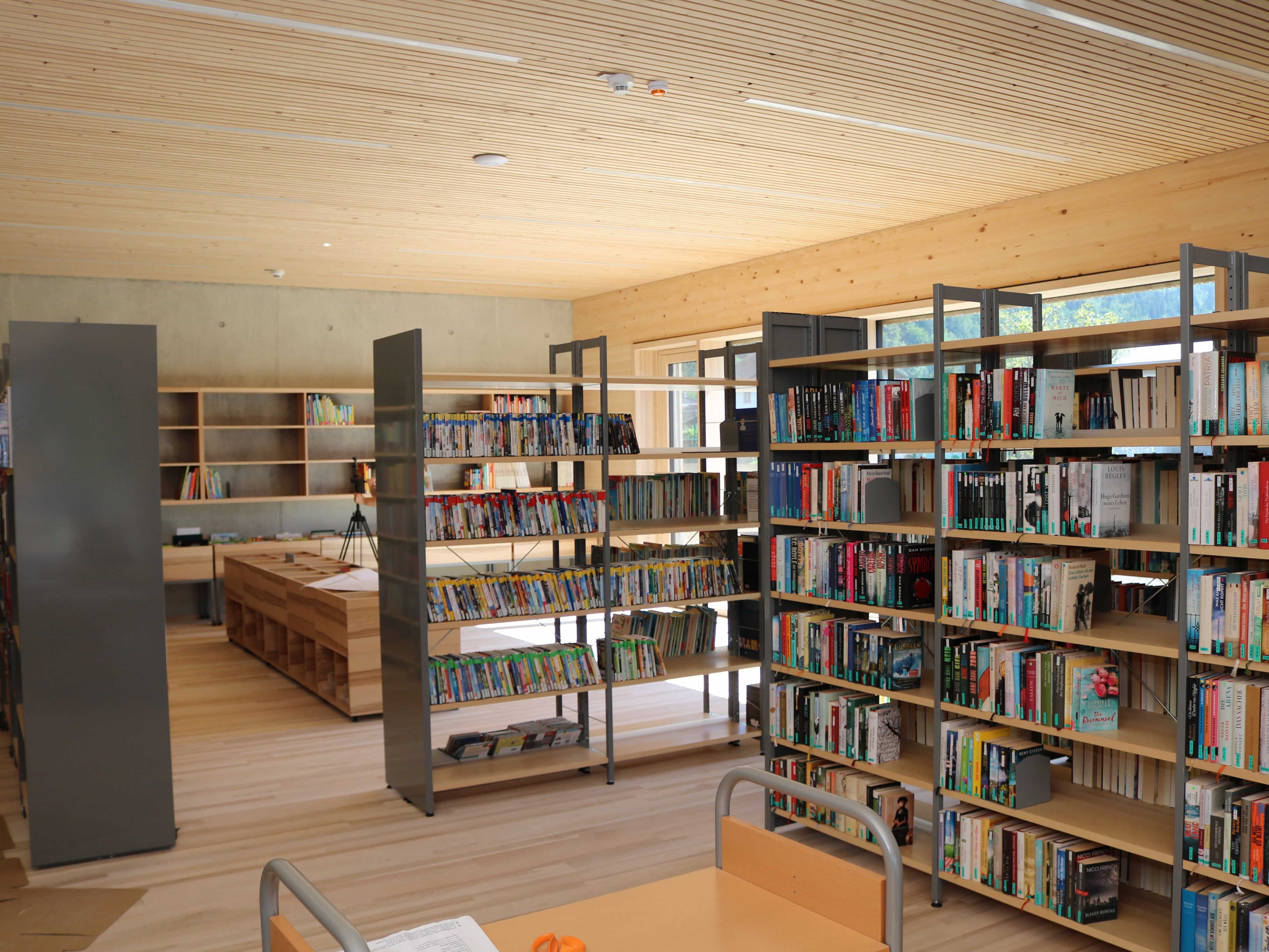 Neue Bibliothek in Altenstadt. Neue Bibliothek in Altenstadt.
