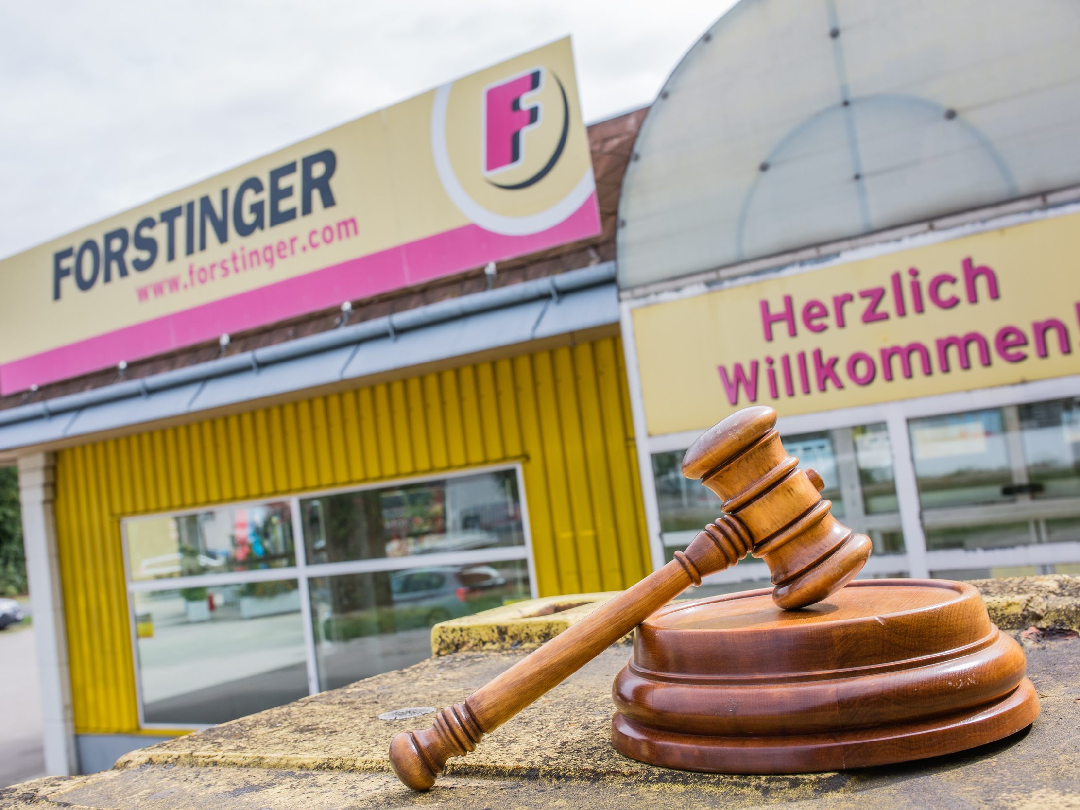 Auch der Standort Traiskirchen kommt unter den Hammer. Auch der Standort Traiskirchen kommt unter den Hammer.