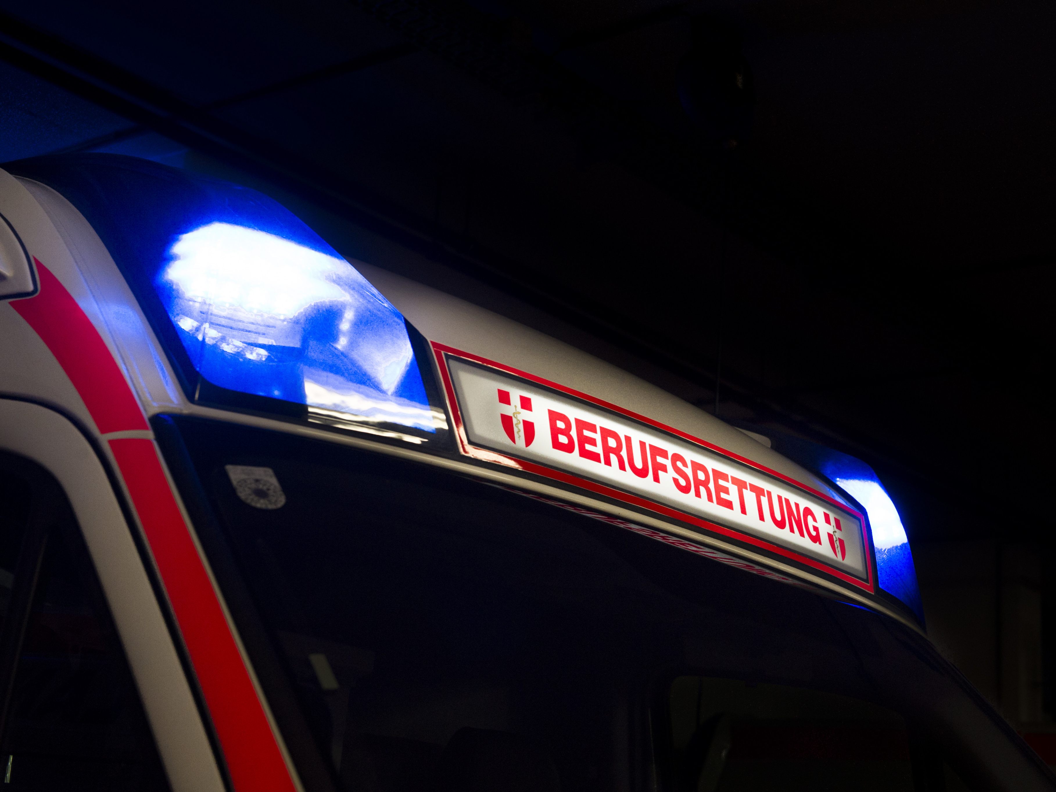 Der Schwerverletzte wurde in den Schockraum eines Spitals gebracht.