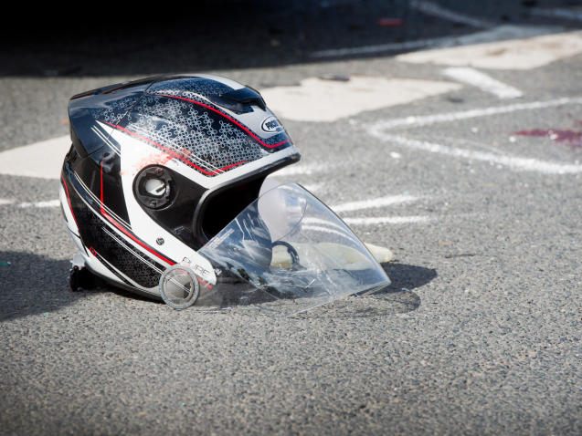 Drei Jugendliche wurden bei einem Motorradunfall im Bezirk Amstetten schwer verletzt. Drei Jugendliche wurden bei einem Motorradunfall im Bezirk Amstetten schwer verletzt.