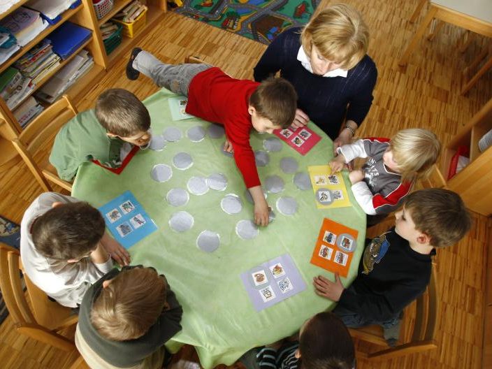 Die Initiative "Teach for Austria" wird nun im Regelbetrieb in Wiens Kindergärten eingesetzt. Die Initiative "Teach for Austria" wird nun im Regelbetrieb in Wiens Kindergärten eingesetzt.