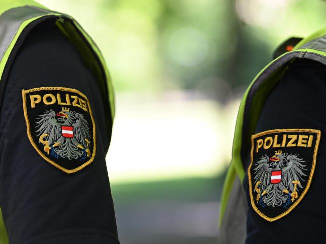 Nach einer großen Suchaktion nach einem Bewaffneten in Kärnten, wurde der Mann Mittwochabend tot aufgefunden.