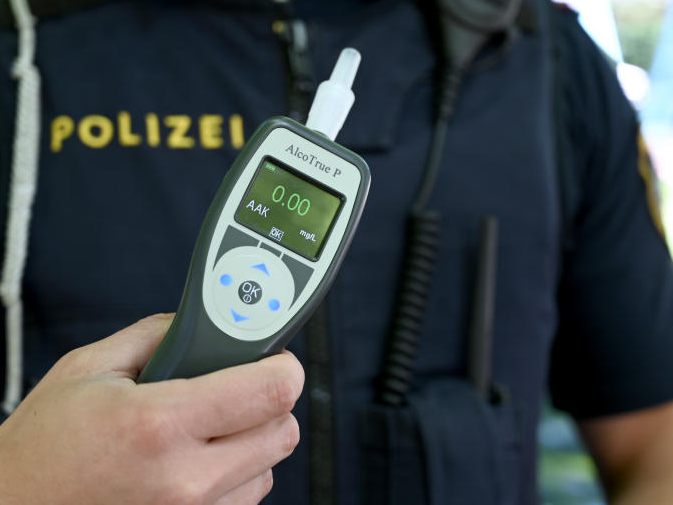 Im Burgenland wurde ein Alkolenker ohne Führerschein erwischt.
